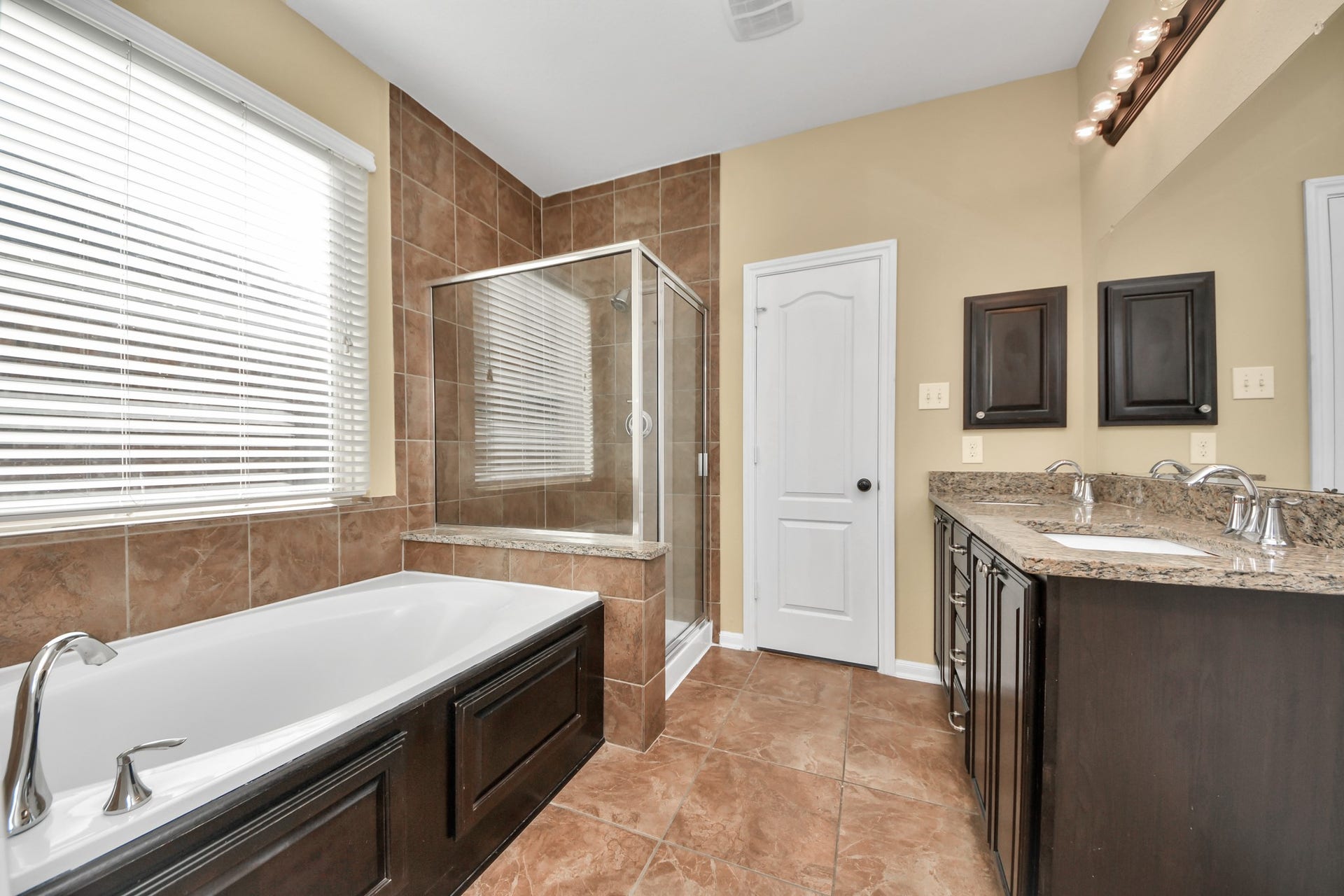 8522 Lighthouse Lake Lane, Humble, TX 77346