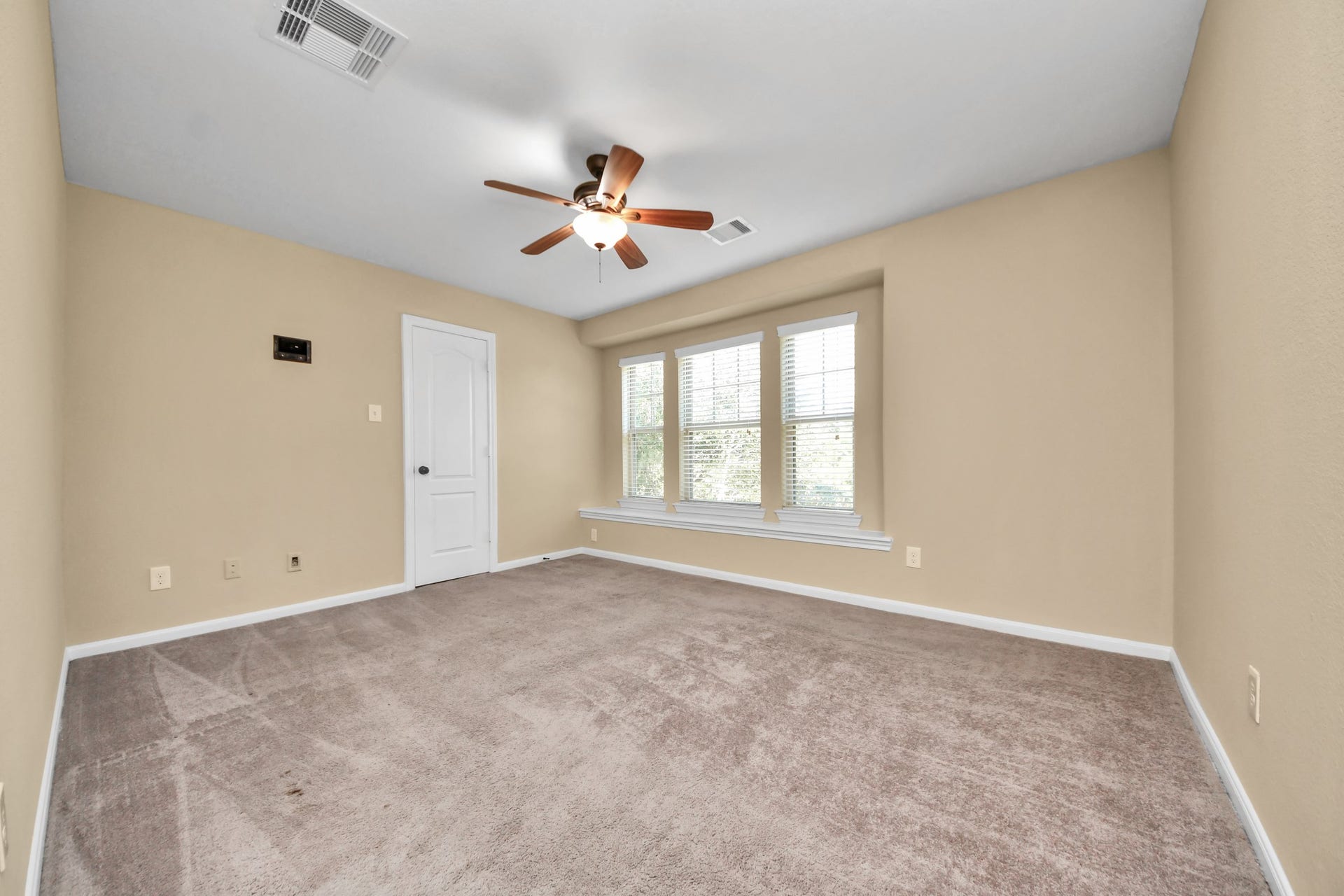 8522 Lighthouse Lake Lane, Humble, TX 77346
