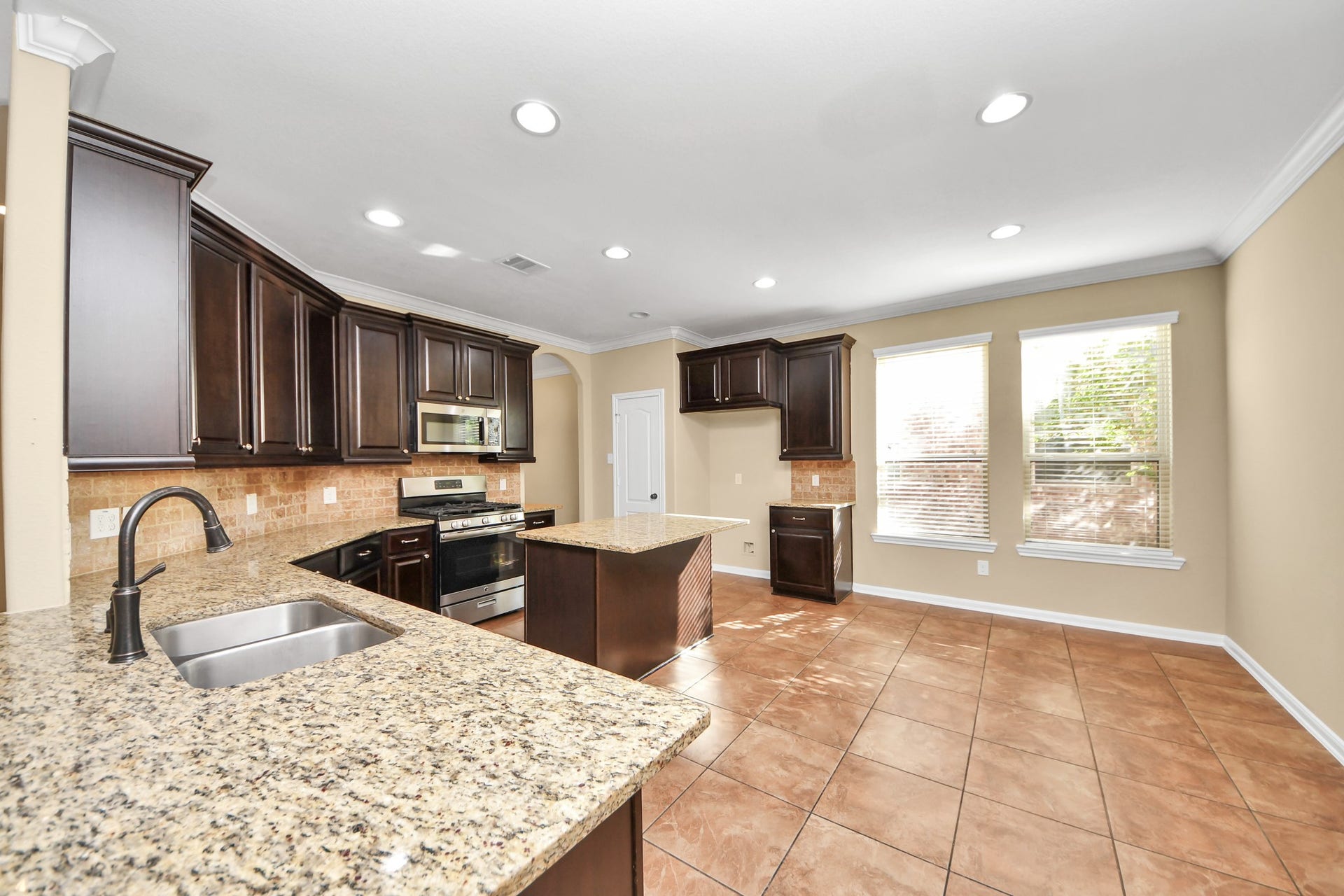 8522 Lighthouse Lake Lane, Humble, TX 77346