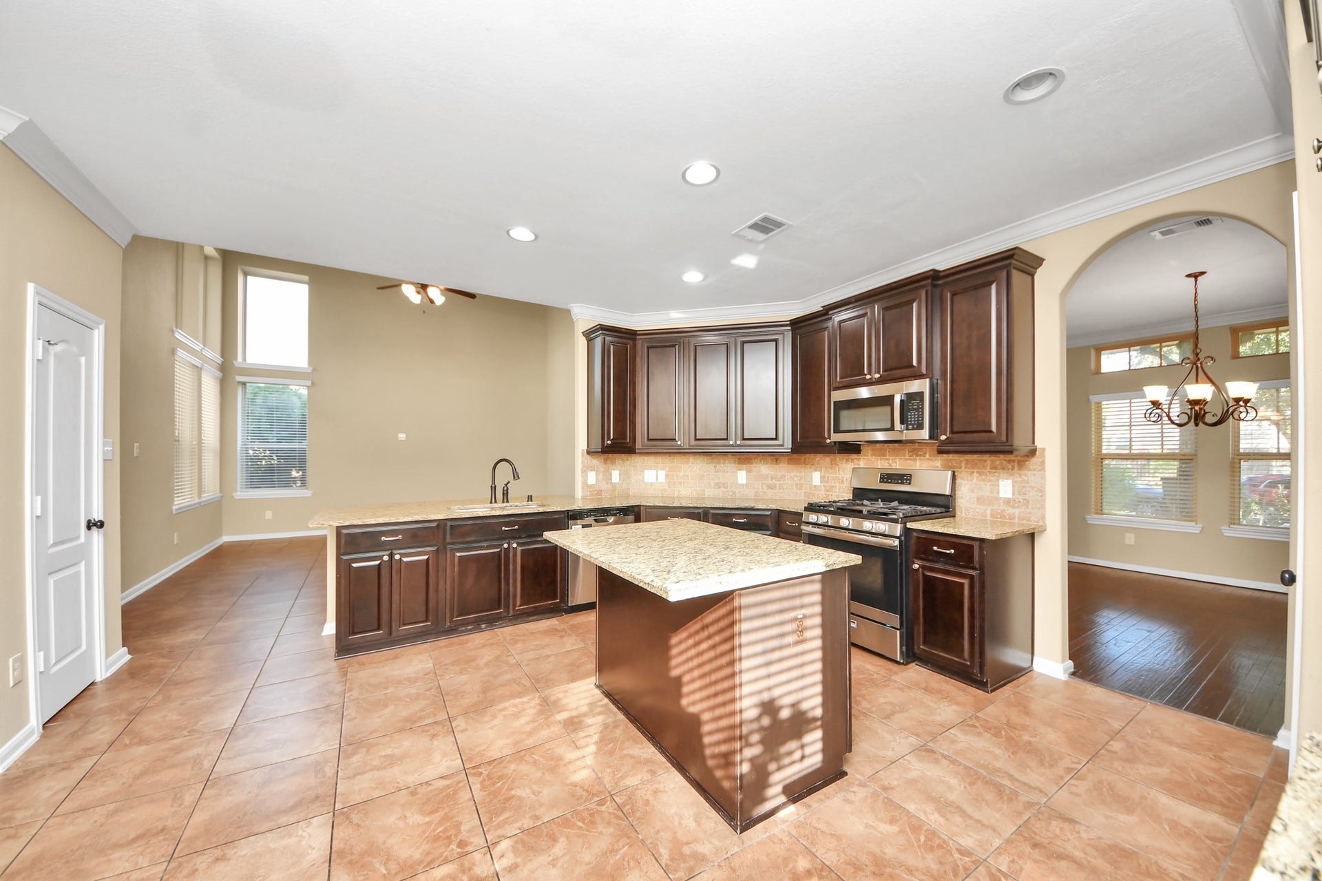 8522 Lighthouse Lake Lane, Humble, TX 77346