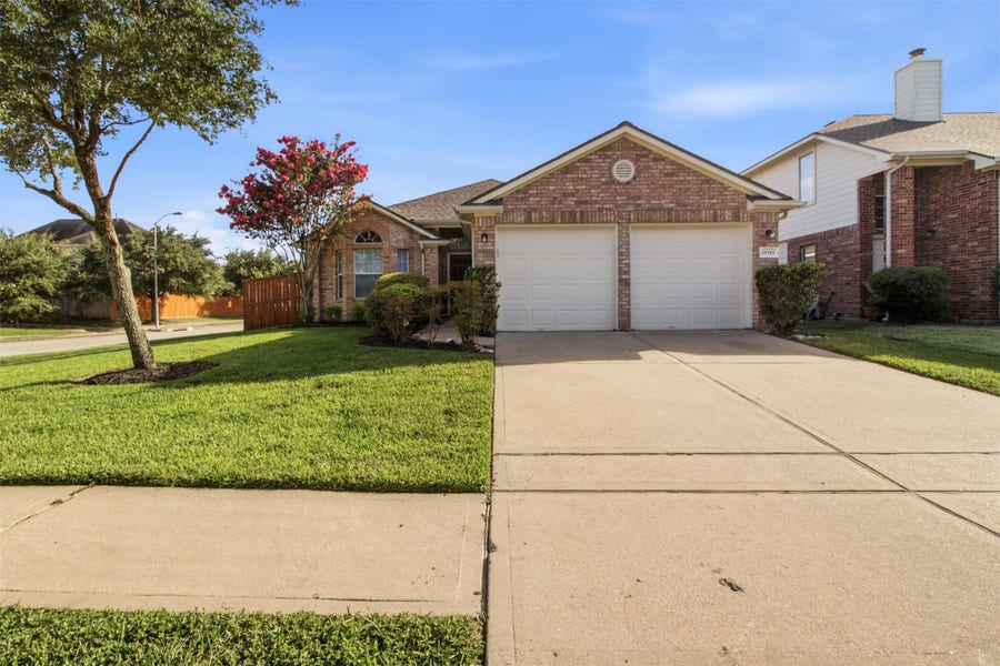 Property photo for 25103 Bluma Ranch Drive, Katy, TX
