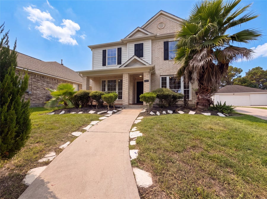 Property photo for 14310 Rolling Hills Lane, Rosharon, TX