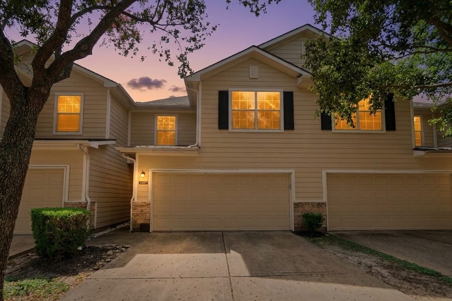 Property photo for 6007 Shadow Isle Lane, Houston, TX