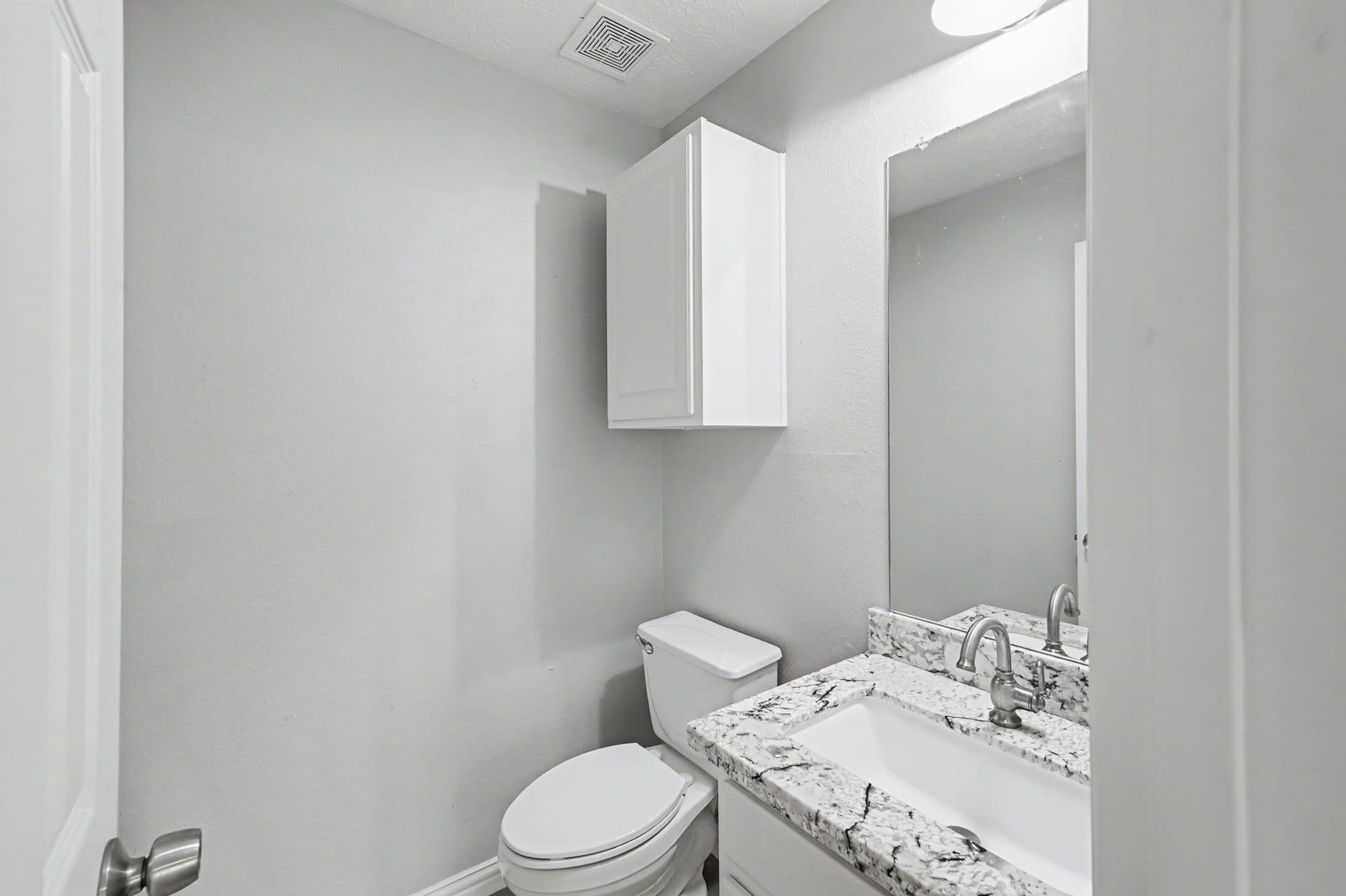 18207 Red Eagle Court, Humble, TX 77346 Half bath right off the game/media room!