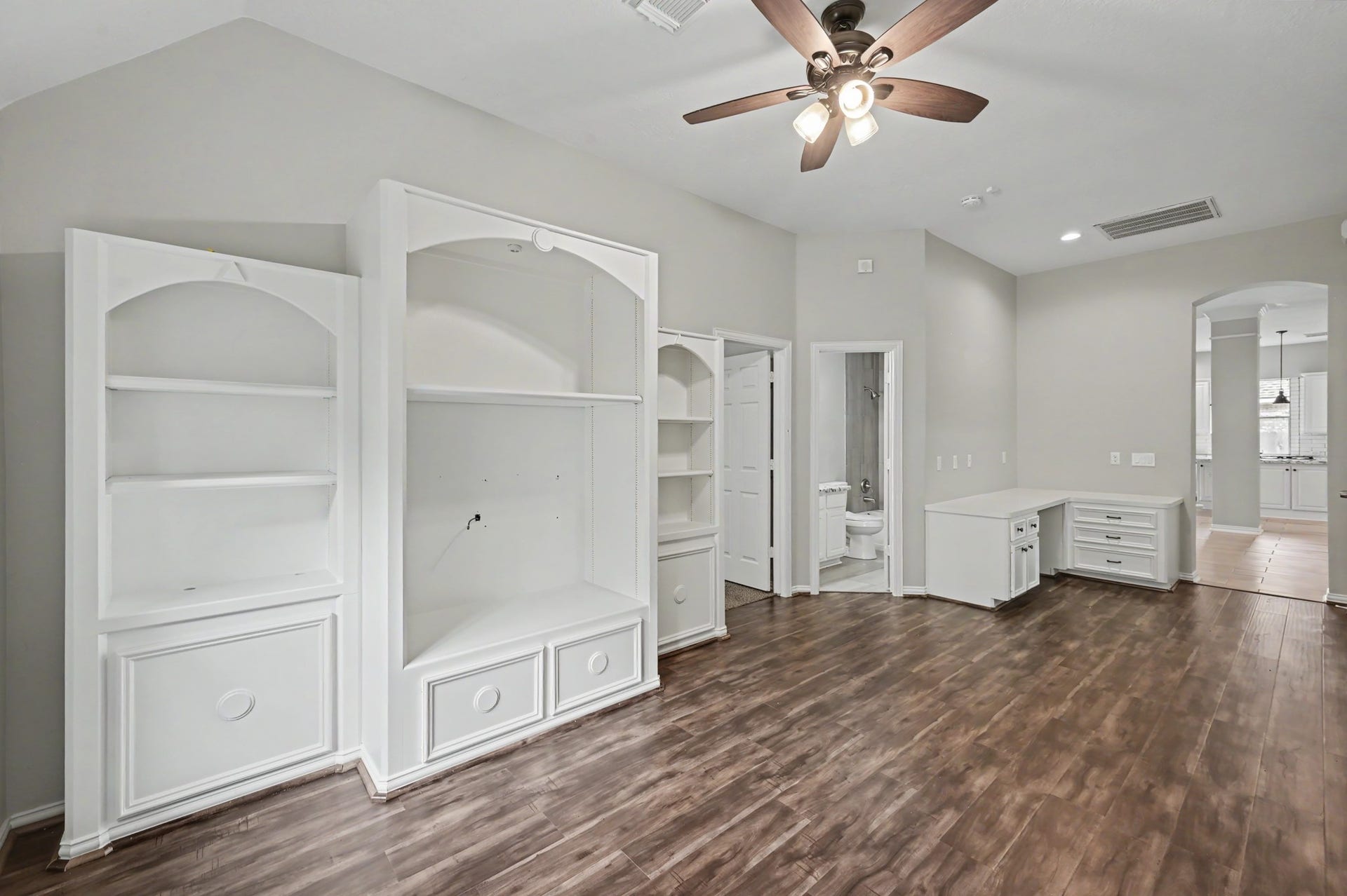 18207 Red Eagle Court, Humble, TX 77346 Custom built in for the flex space!