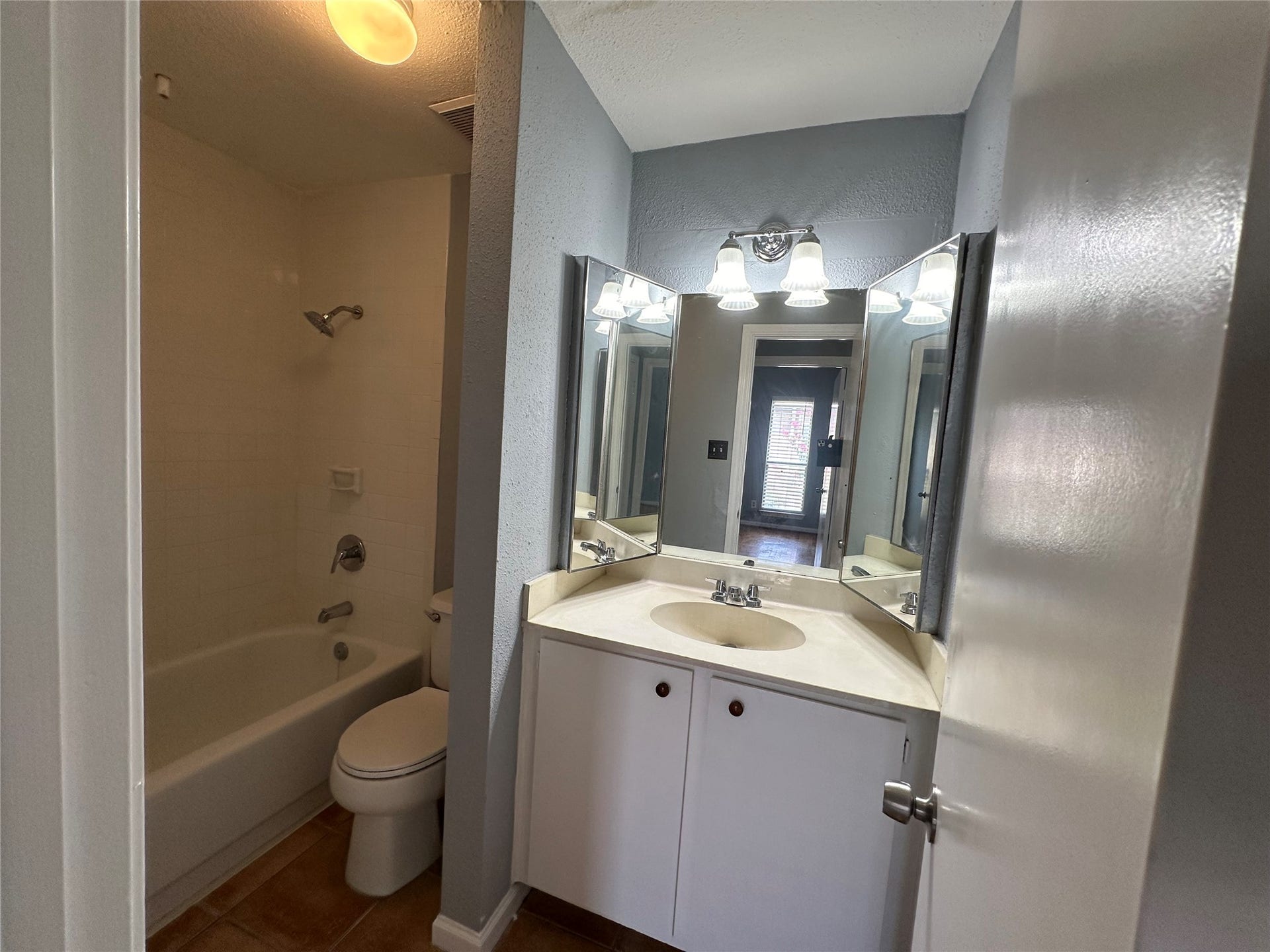 714 Bering Drive, #36, Houston, TX 77057 714 Bering Drive, #36, Houston, TX 77057