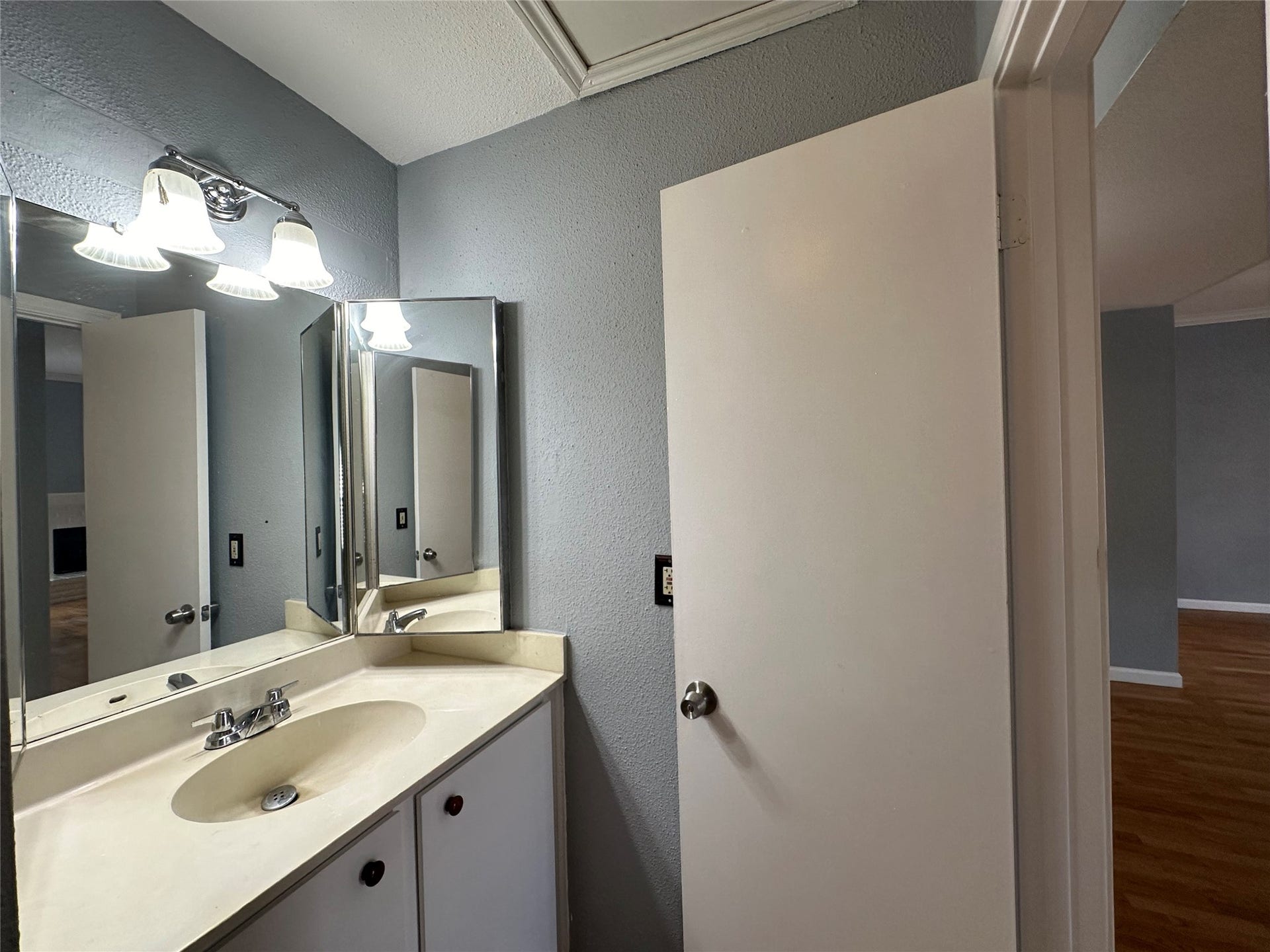 714 Bering Drive, #36, Houston, TX 77057 714 Bering Drive, #36, Houston, TX 77057