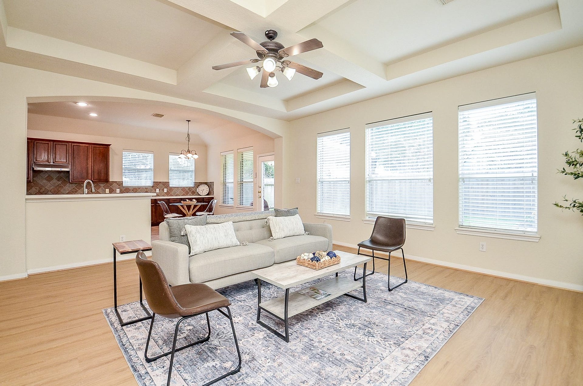 14407 Spanish River Lane, Cypress, TX 77429 The best gathering spaces keep everyone connected. From the family room, conversation flows easily into the kitchen and breakfast area, creating a layout that works for weeknight dinners, weekend entertaining and everything in between.