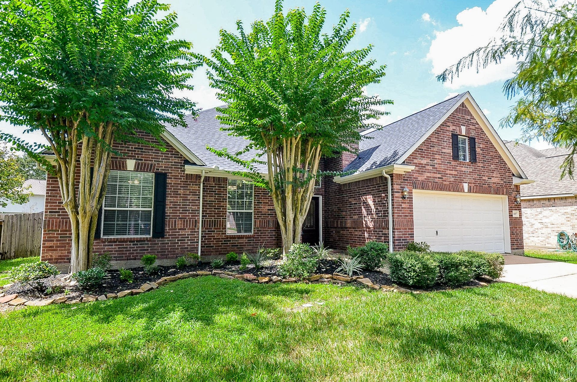 14407 Spanish River Lane, Cypress, TX 77429 Welcome HOME to 14407 Spanish River Ln.