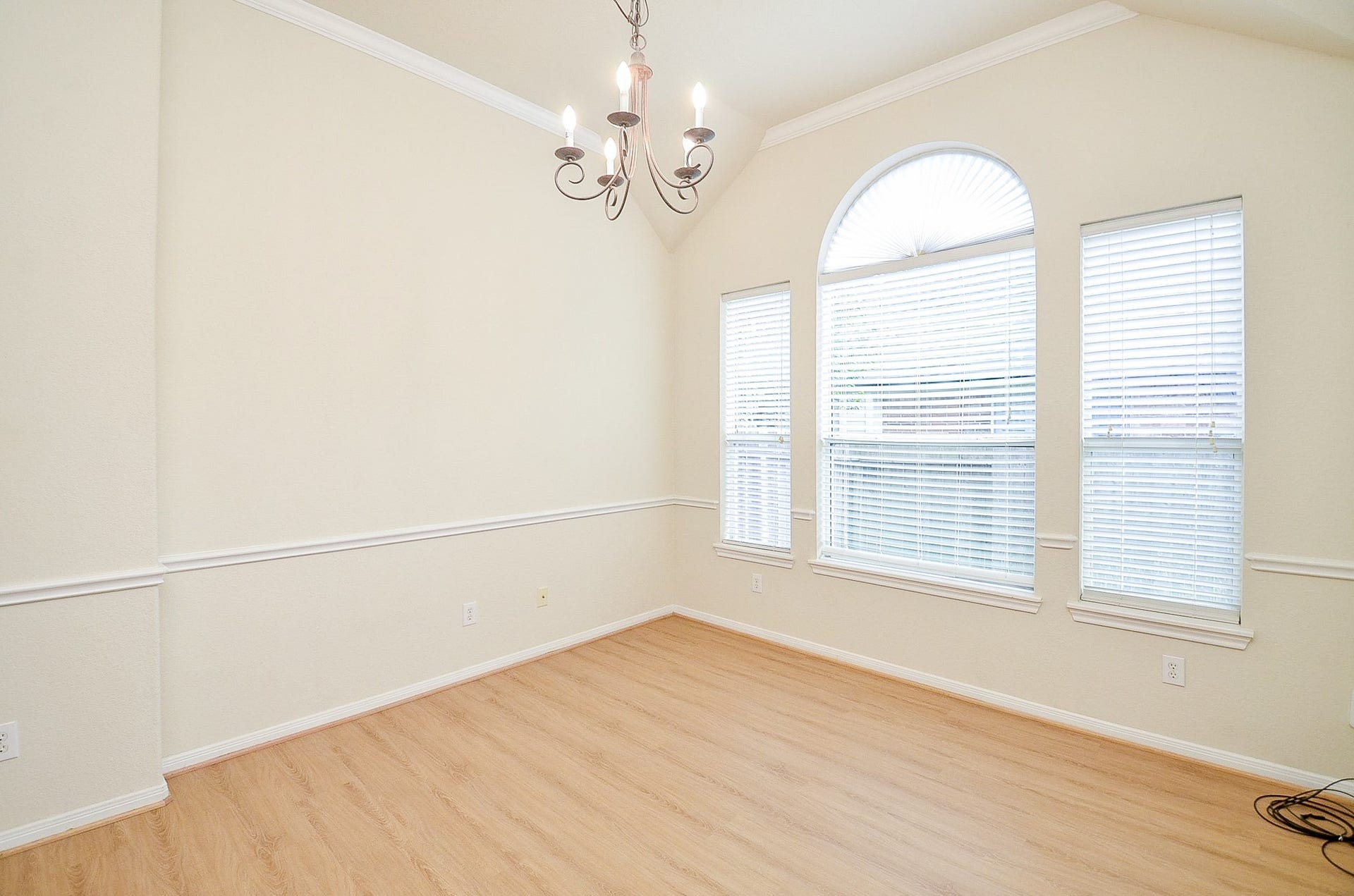 14407 Spanish River Lane, Cypress, TX 77429 Dinner parties, holiday gatherings or a quiet weeknight meal all have a place here.