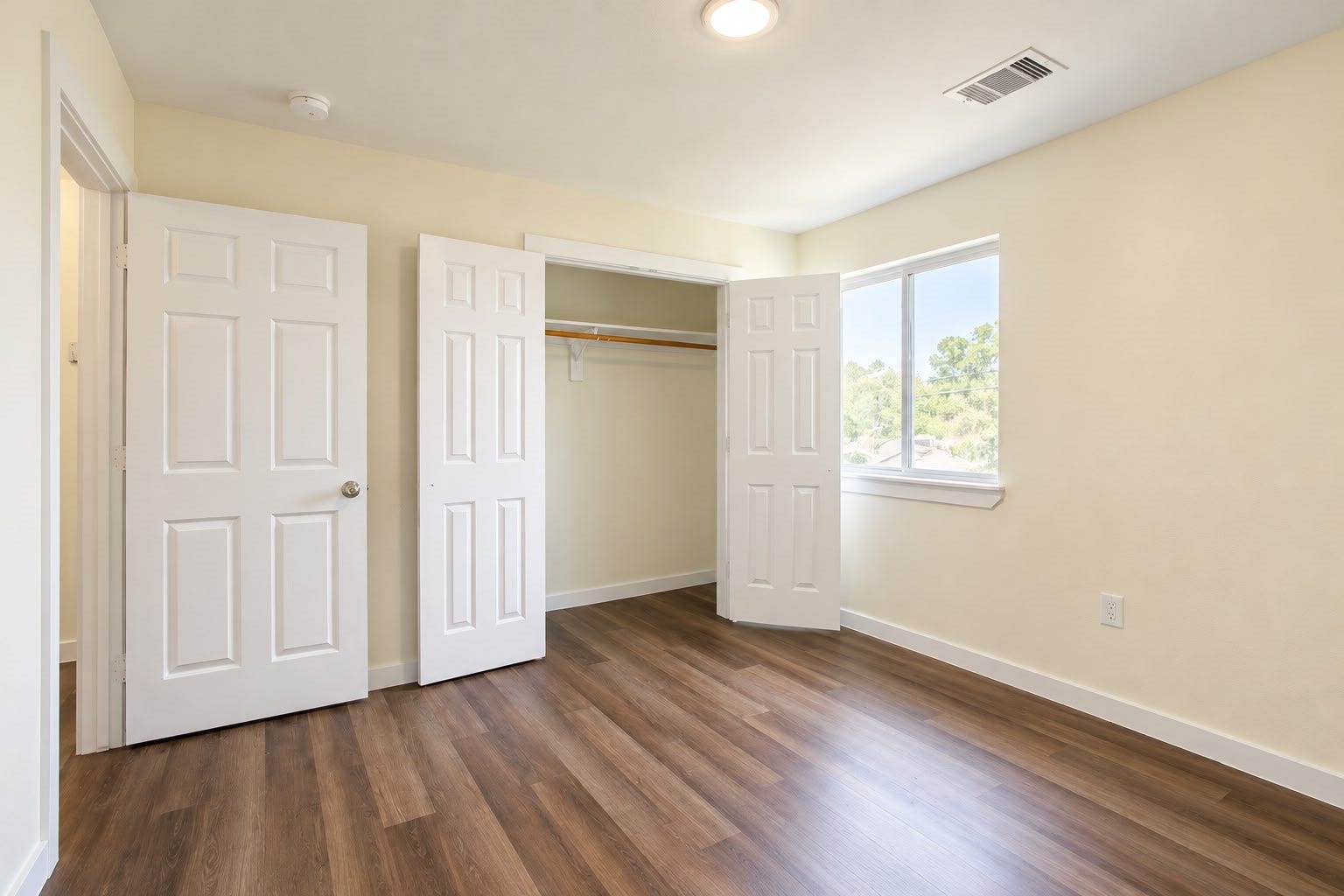 8204 Eastover Street, #A, Houston, TX 77028 Bright bedroom with a spacious closet and natural light.