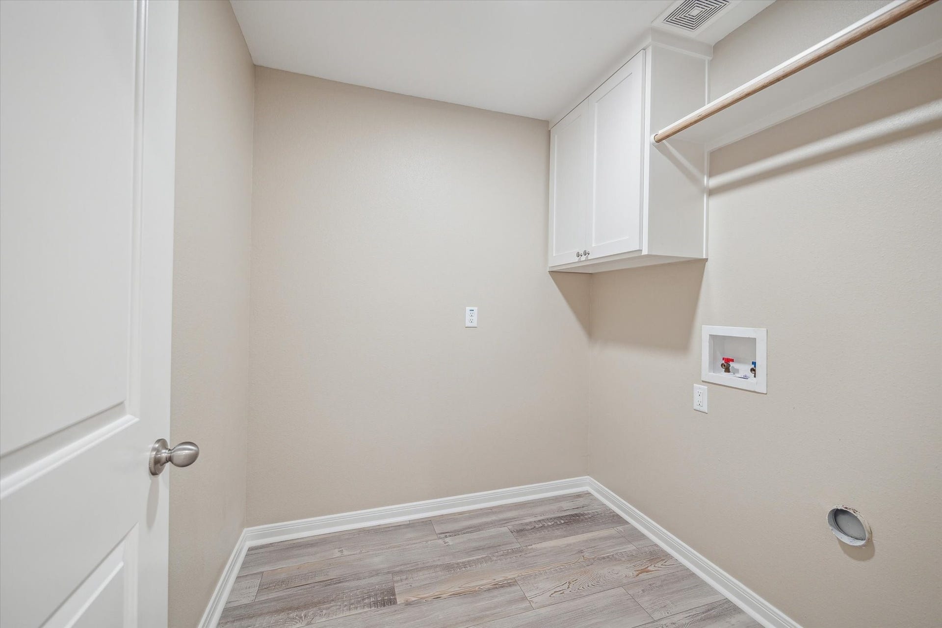 Utility Room upstairs