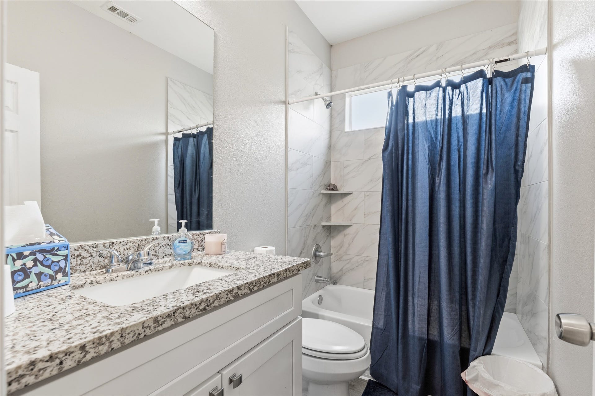 405 W Worsham Street, Willis, TX 77378