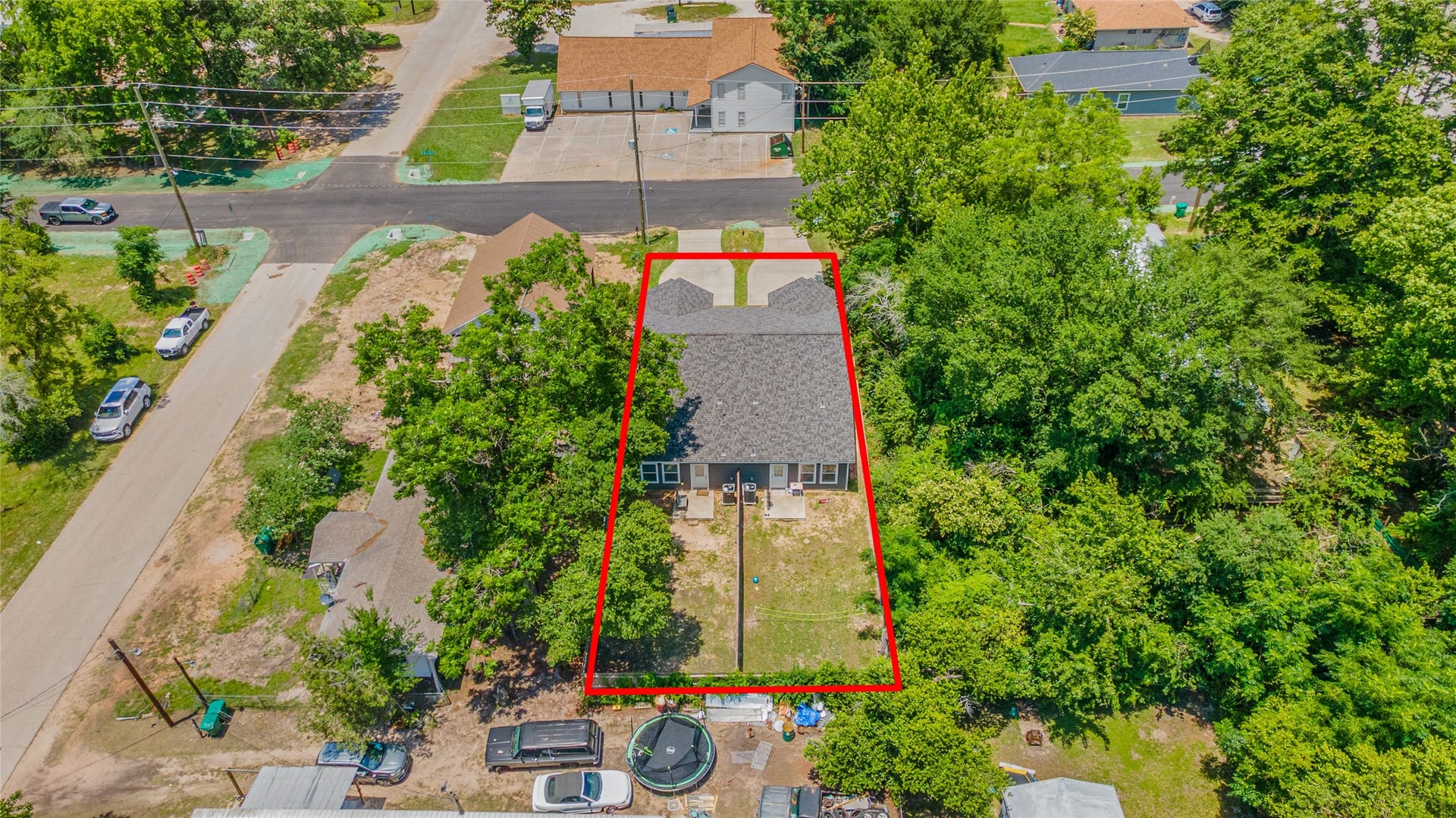 405 W Worsham Street, Willis, TX 77378