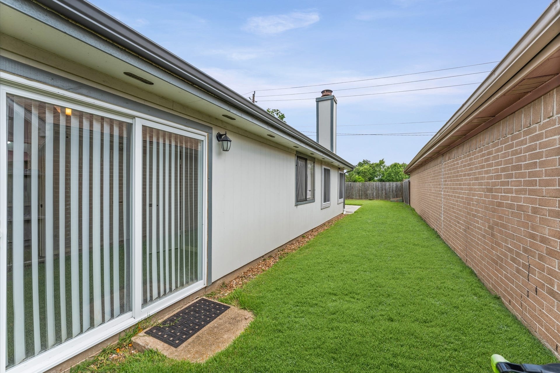 7810 Poitiers Drive, Houston, TX 77071 Newer gutters, improvements and sliding glass door! Roof is just 6 years young!