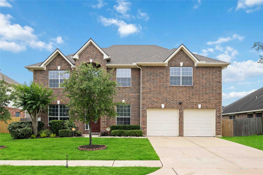 Property photo for 3605 Canterbury Park Drive, Pearland, TX