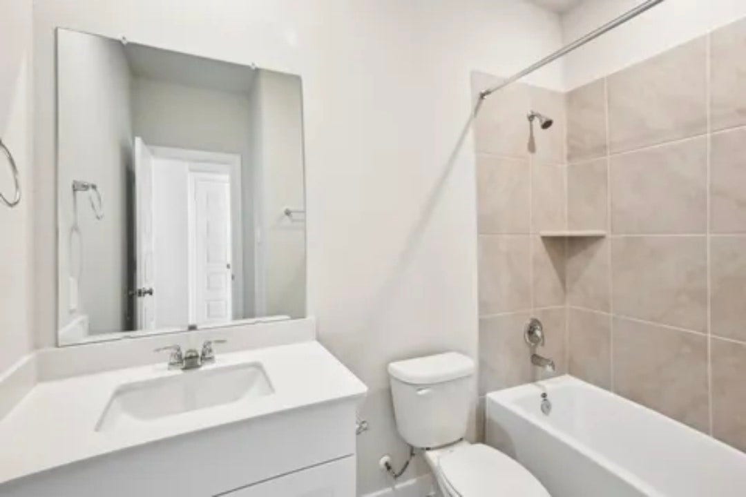 9450 Herons Preserve, Conroe, TX 77385 9450 Herons Preserve, Conroe, TX 77385