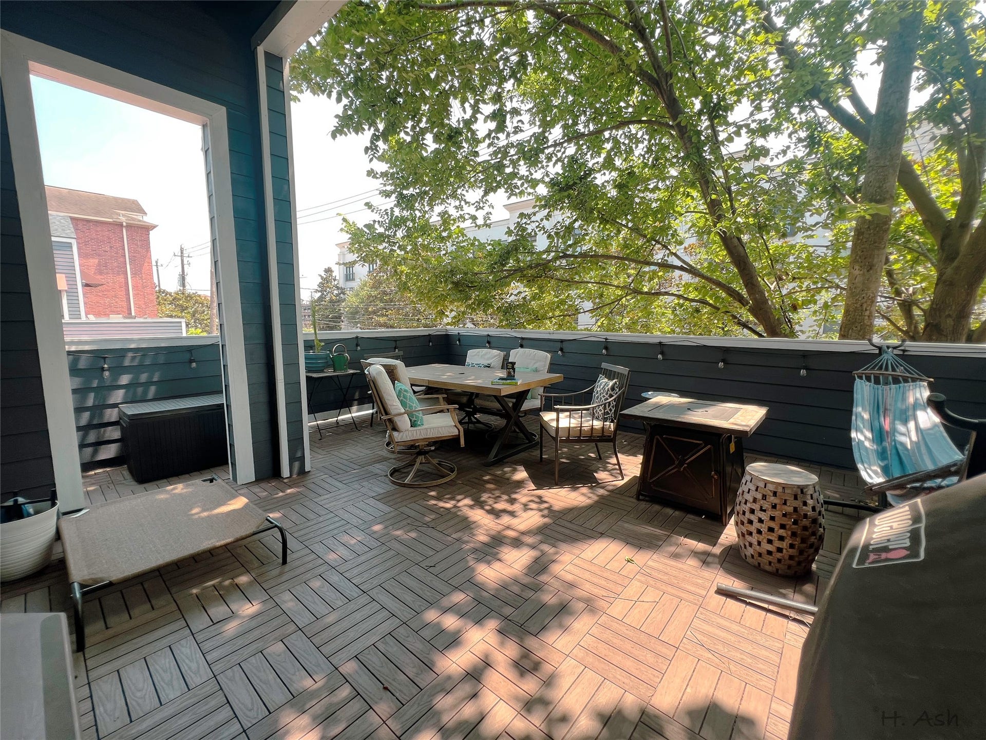 1014 Columbus Street, Houston, TX 77019 1014 Columbus Street, Houston, TX 77019