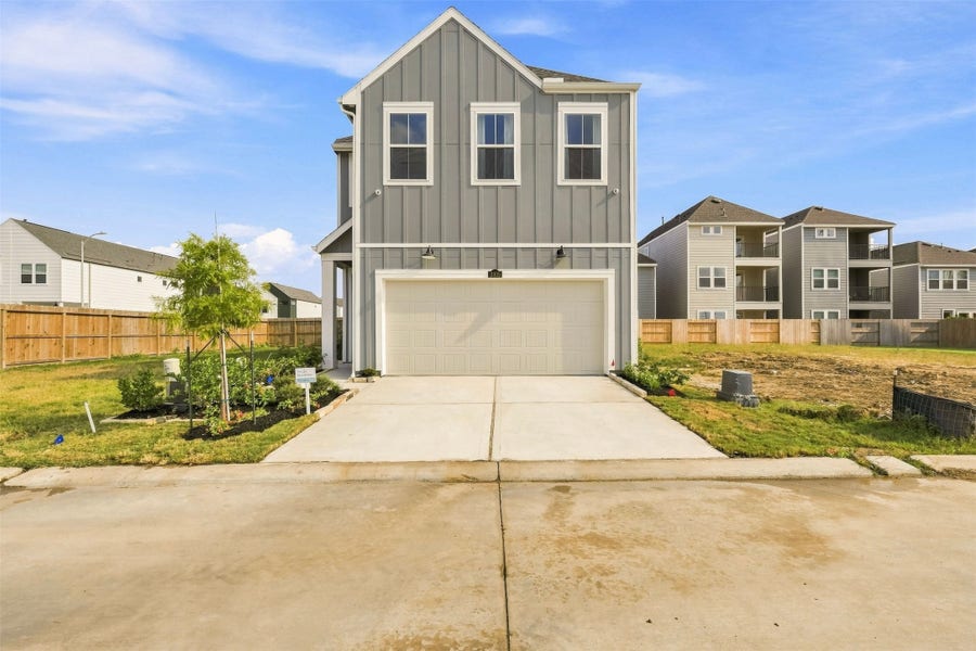 Property photo for 2305 Via Laura Lane, Houston, TX