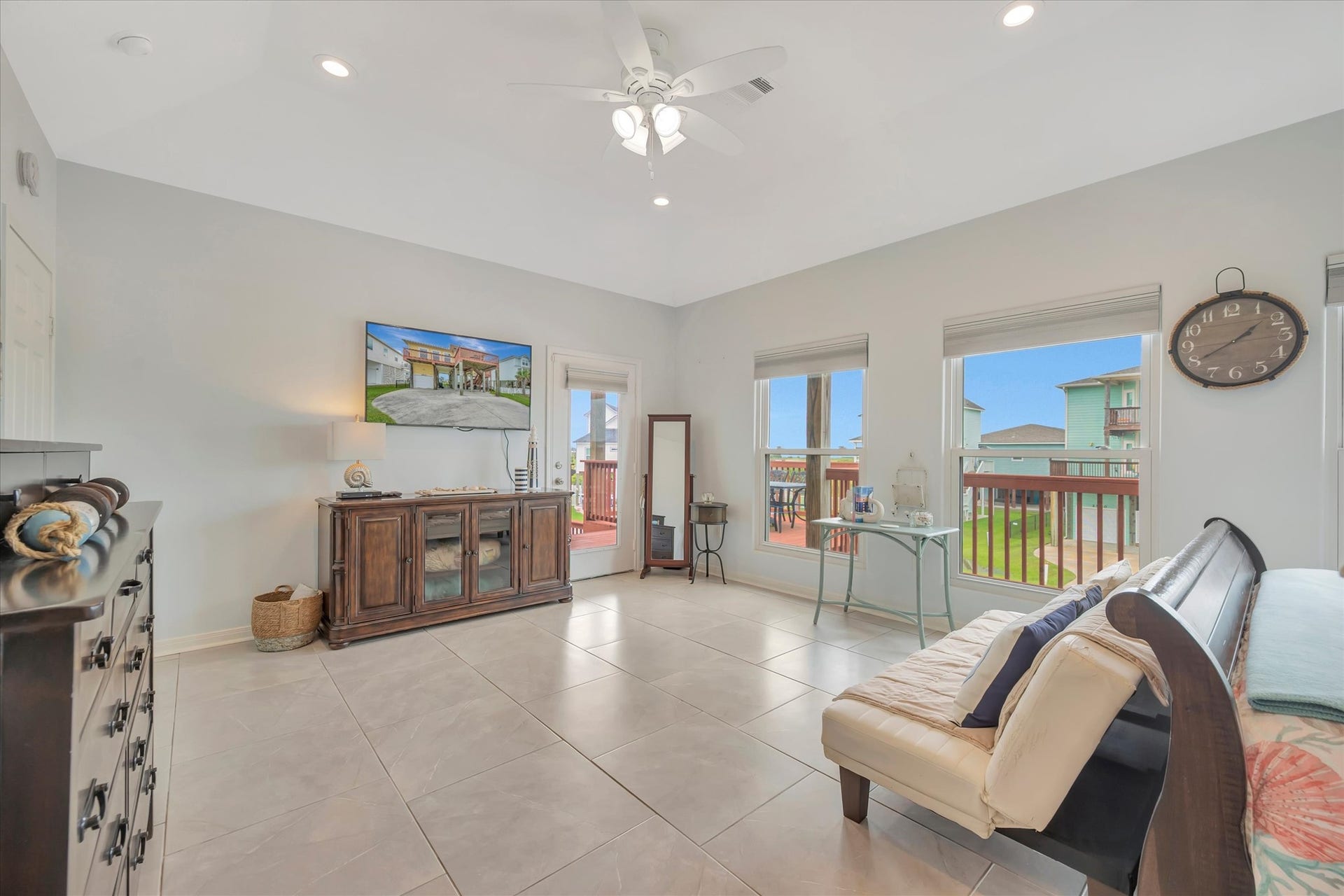 23111 Miramar Circle, Galveston, TX 77554 23111 Miramar Circle, Galveston, TX 77554