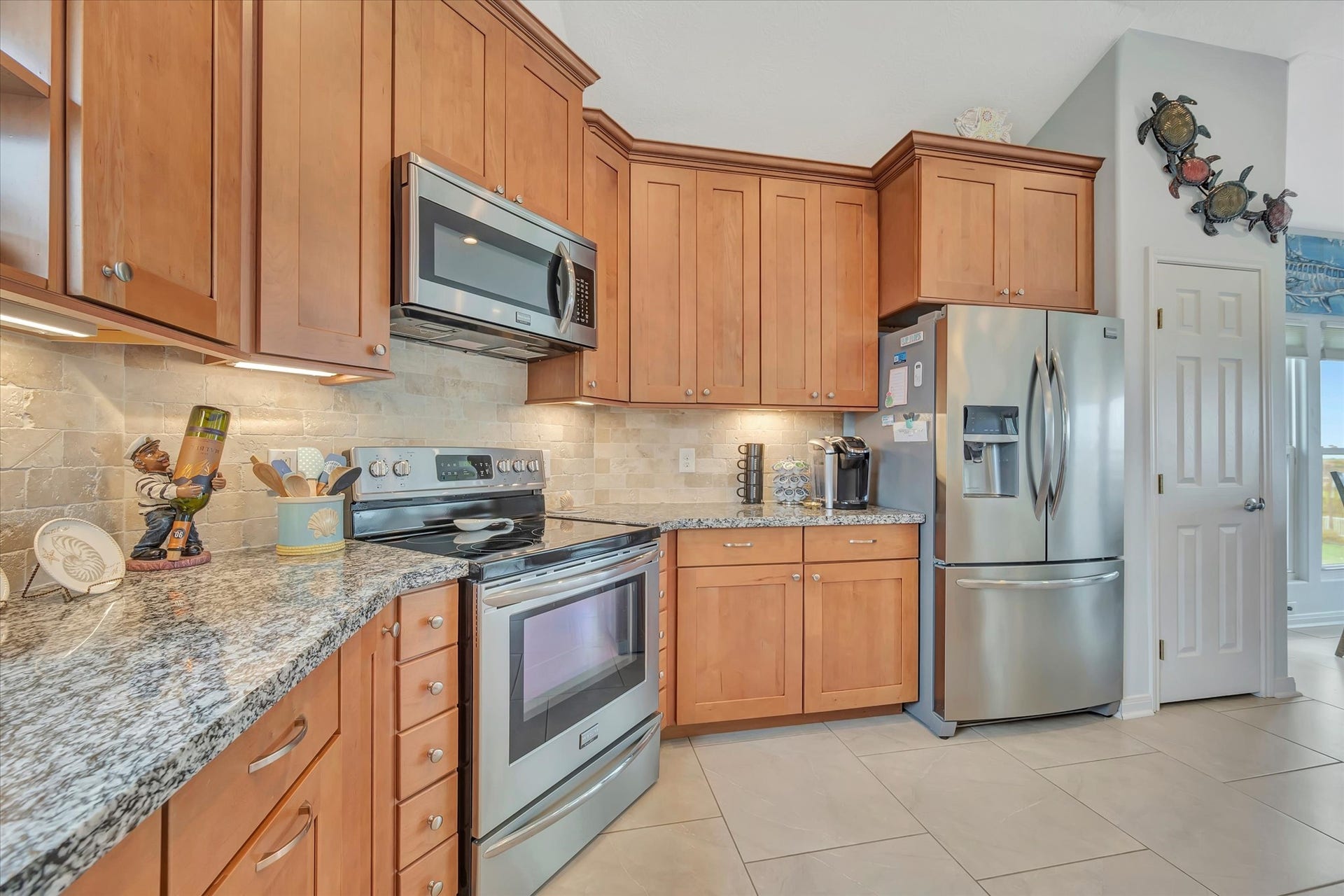23111 Miramar Circle, Galveston, TX 77554 23111 Miramar Circle, Galveston, TX 77554