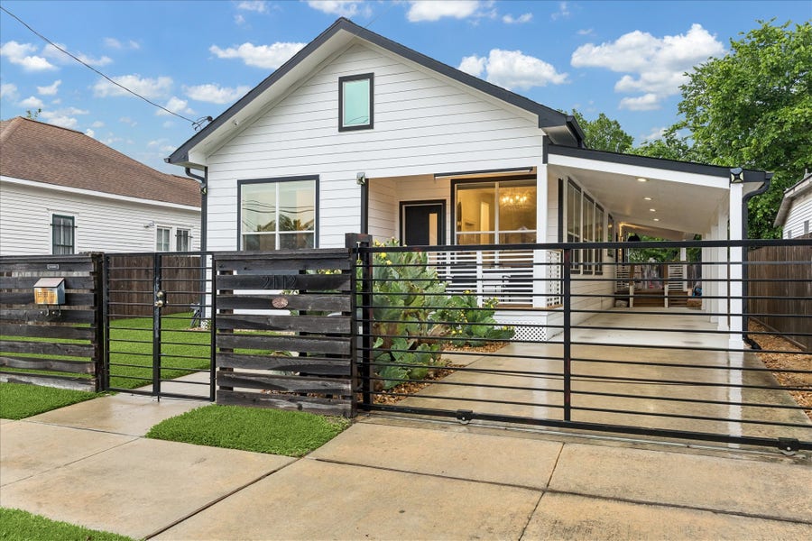 Property photo for 2112 Common Street, Houston, TX
