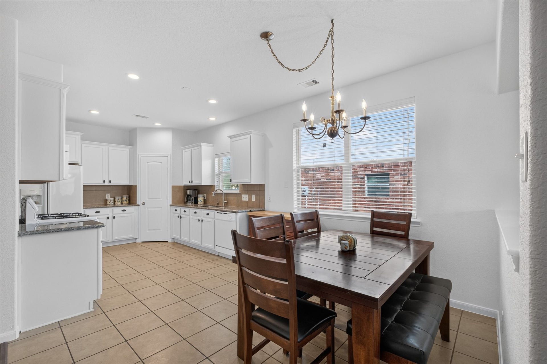 6111 Sierra Springs Lane, Katy, TX 77494 6111 Sierra Springs Lane, Katy, TX 77494