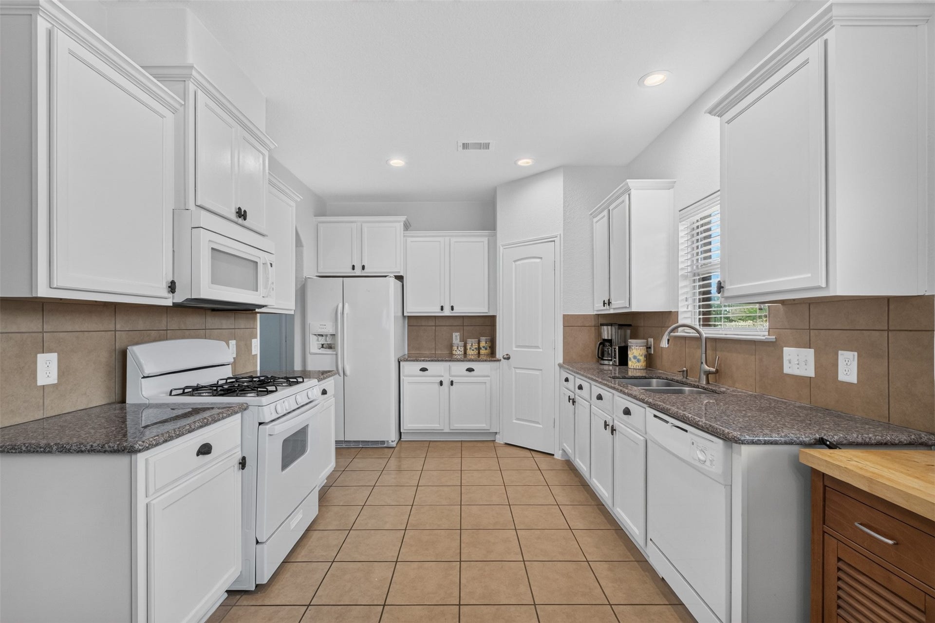 6111 Sierra Springs Lane, Katy, TX 77494 6111 Sierra Springs Lane, Katy, TX 77494