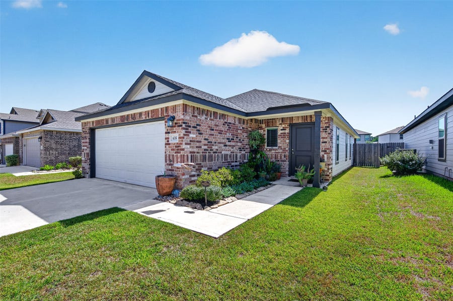 Property photo for 635 Levine Court, Montgomery, TX