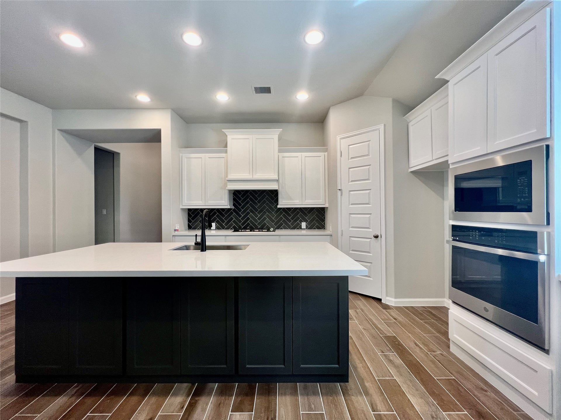 10626 Kingston Spring Drive, Missouri City, TX 77459 10626 Kingston Spring Drive, Missouri City, TX 77459