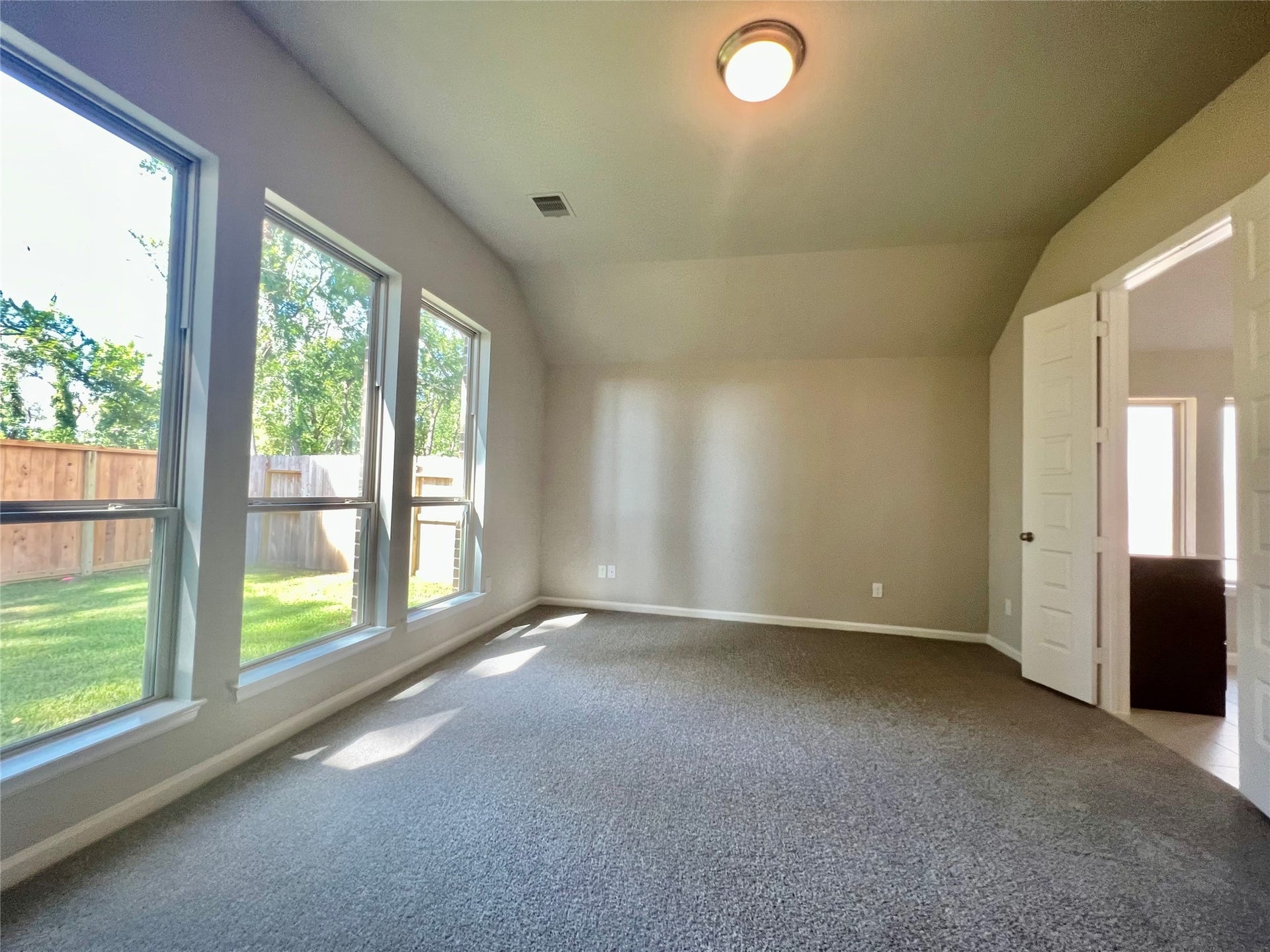 10626 Kingston Spring Drive, Missouri City, TX 77459 Master room