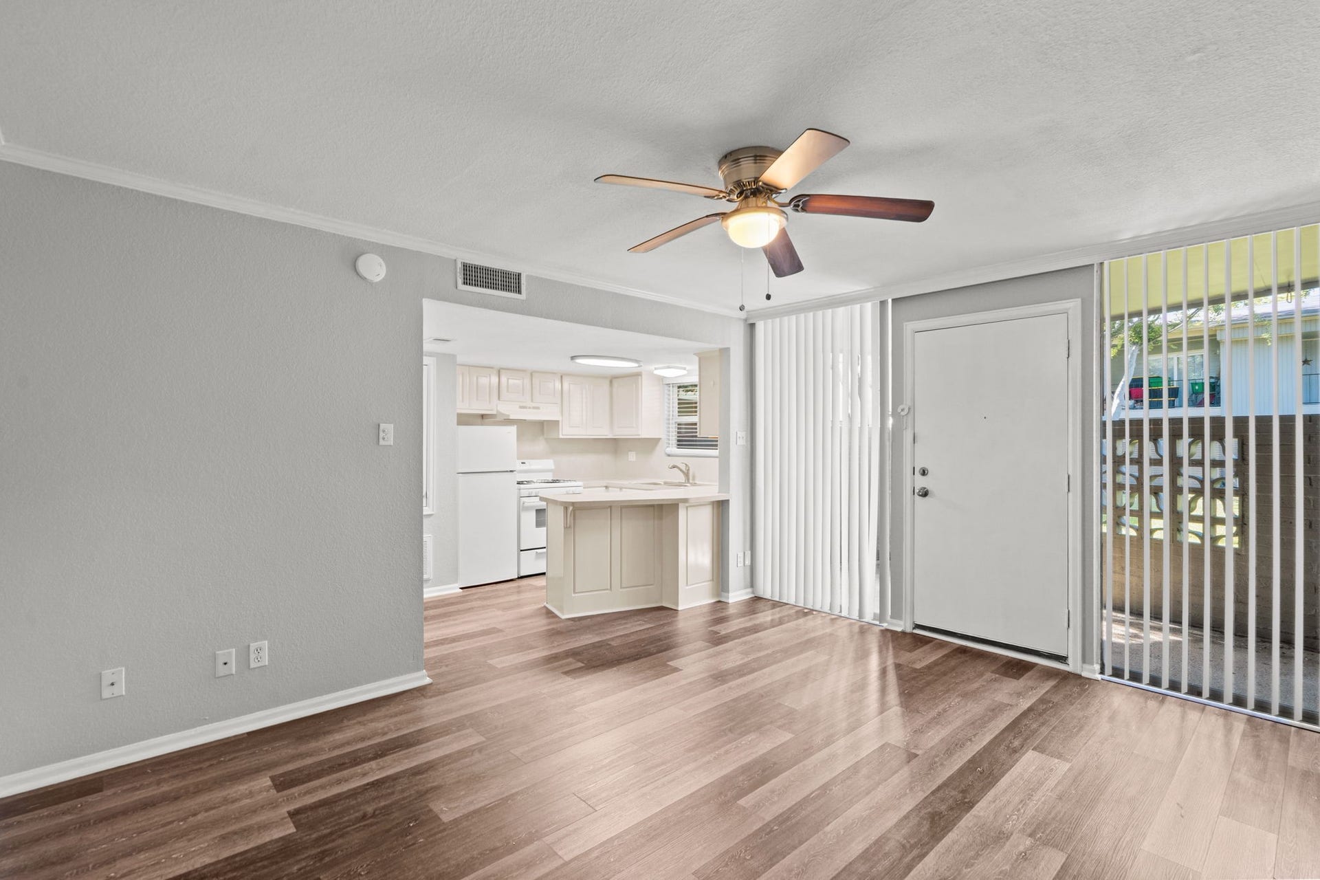102 Strand Street, #35, Galveston, TX 77550 102 Strand Street, #35, Galveston, TX 77550