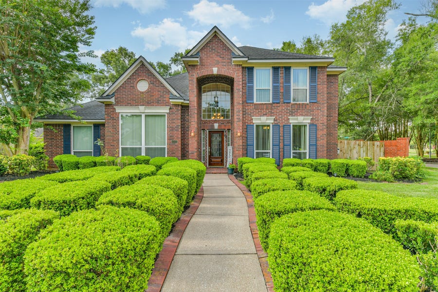 Property photo for 4302 Island Hills Drive, Pasadena, TX