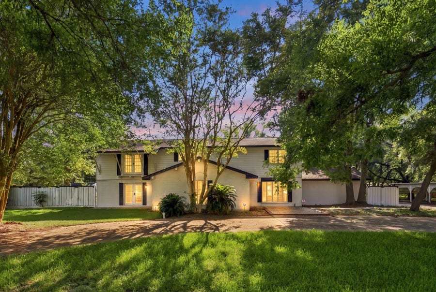 Property photo for 4030 Fox Meadow Lane, Pasadena, TX