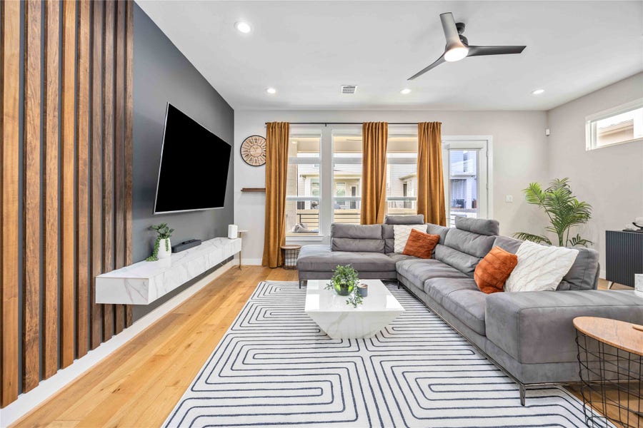 Property photo for 5821 Kansas Street, Houston, TX