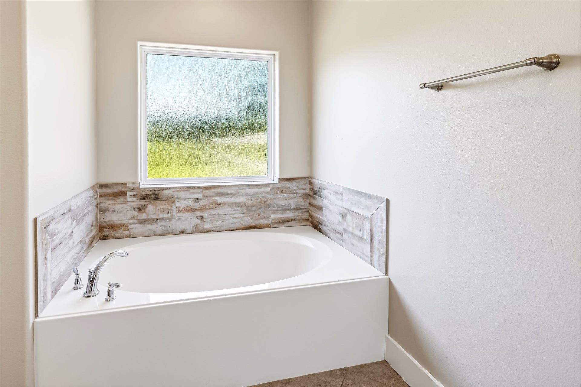 Oversized Tub