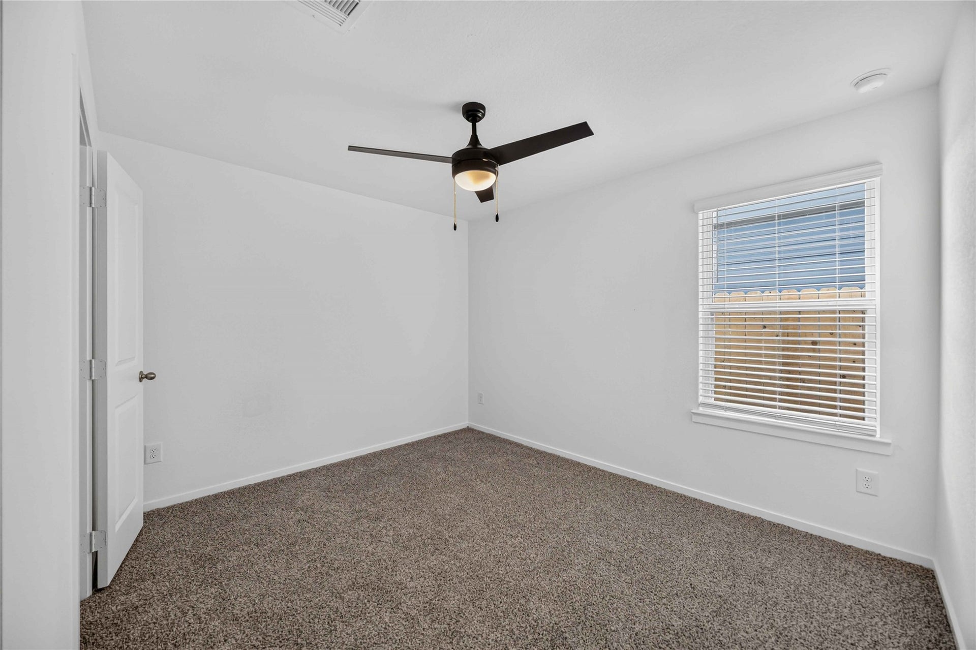 5120 Greengrass Willow Way, Houston, TX 77048