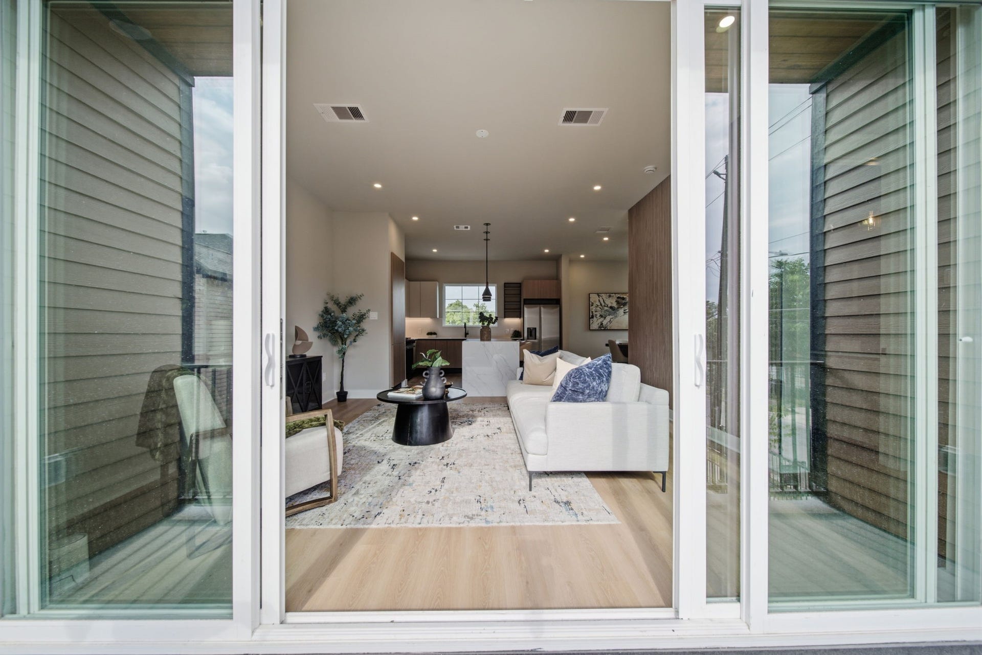 4430 Providence Street, #B, Houston, TX 77020 View of living room from the large balcony