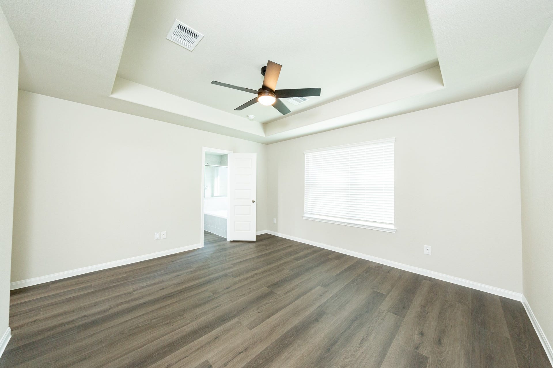 9213 Crestone Peak Drive, Willis, TX 77318 9213 Crestone Peak Drive, Willis, TX 77318