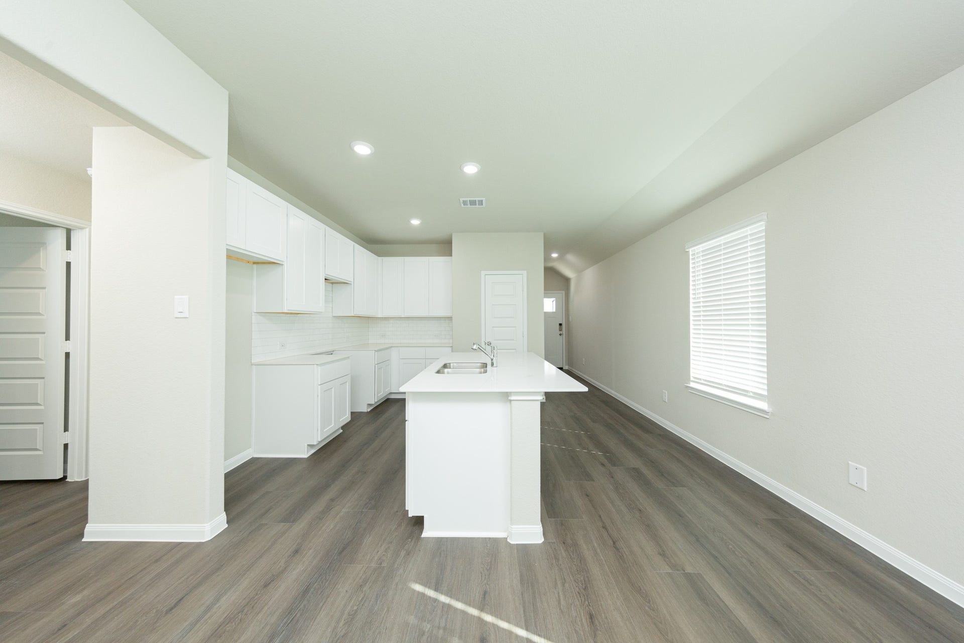 9213 Crestone Peak Drive, Willis, TX 77318 9213 Crestone Peak Drive, Willis, TX 77318