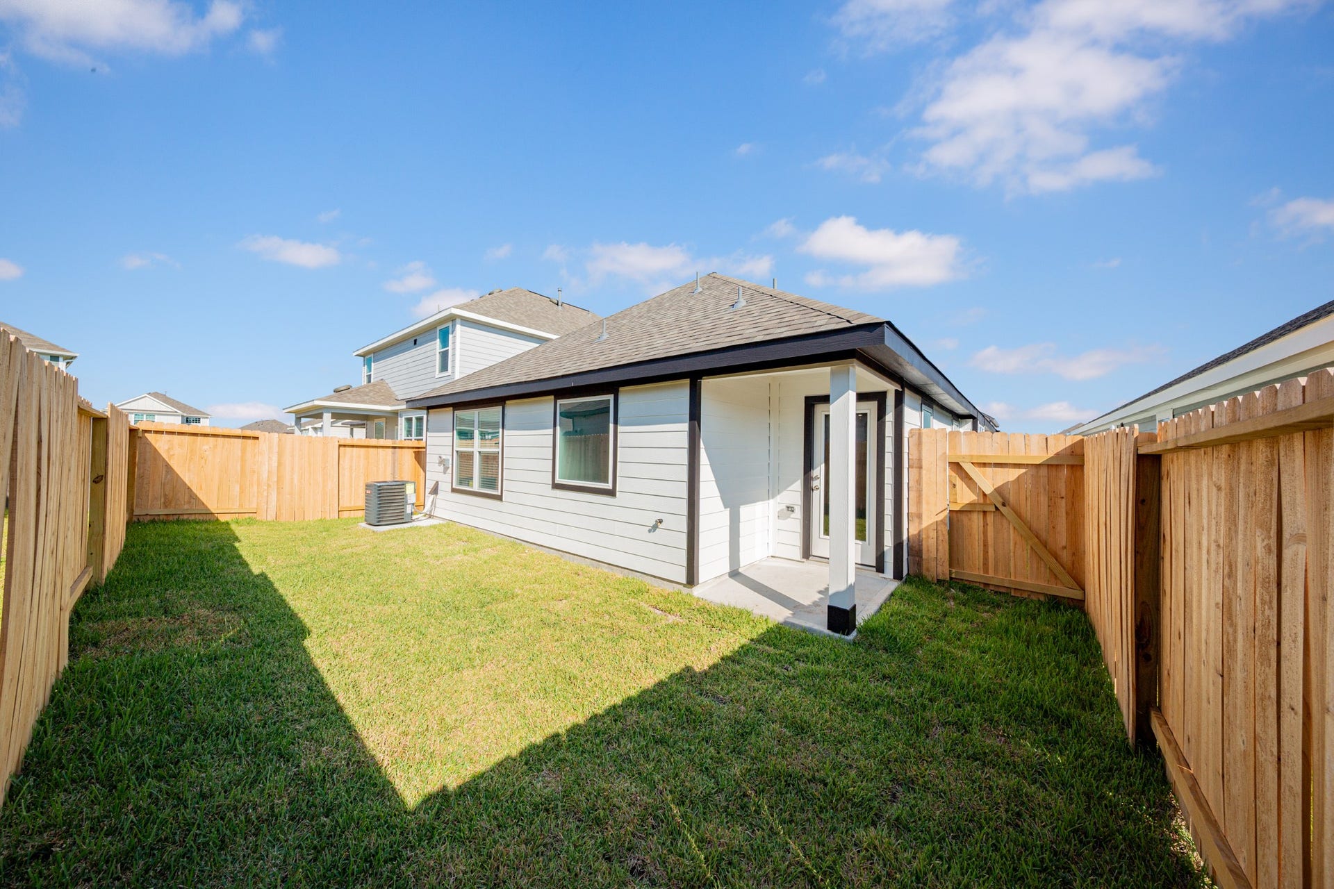 9213 Crestone Peak Drive, Willis, TX 77318 9213 Crestone Peak Drive, Willis, TX 77318