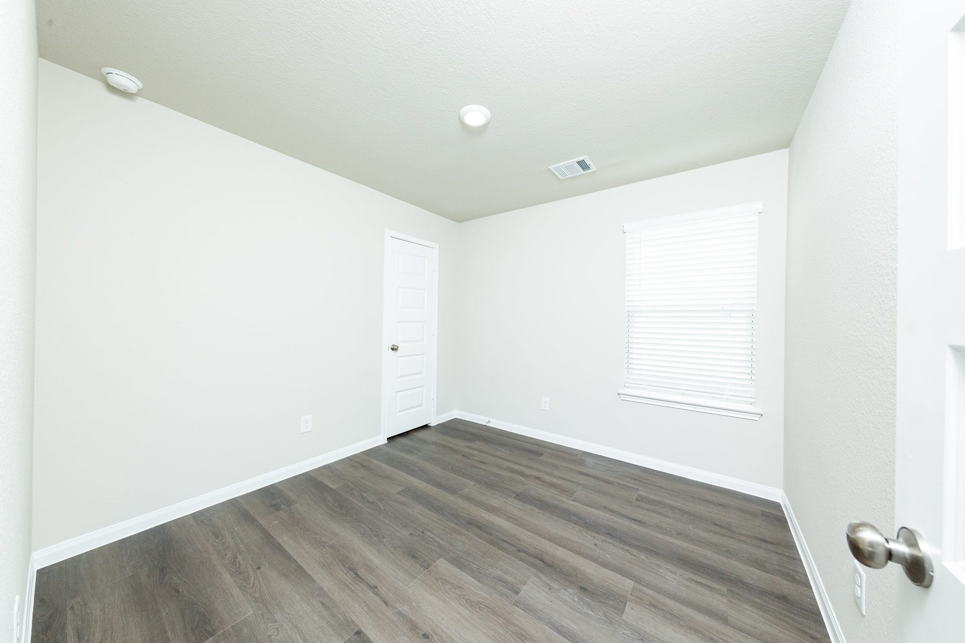 9213 Crestone Peak Drive, Willis, TX 77318 9213 Crestone Peak Drive, Willis, TX 77318