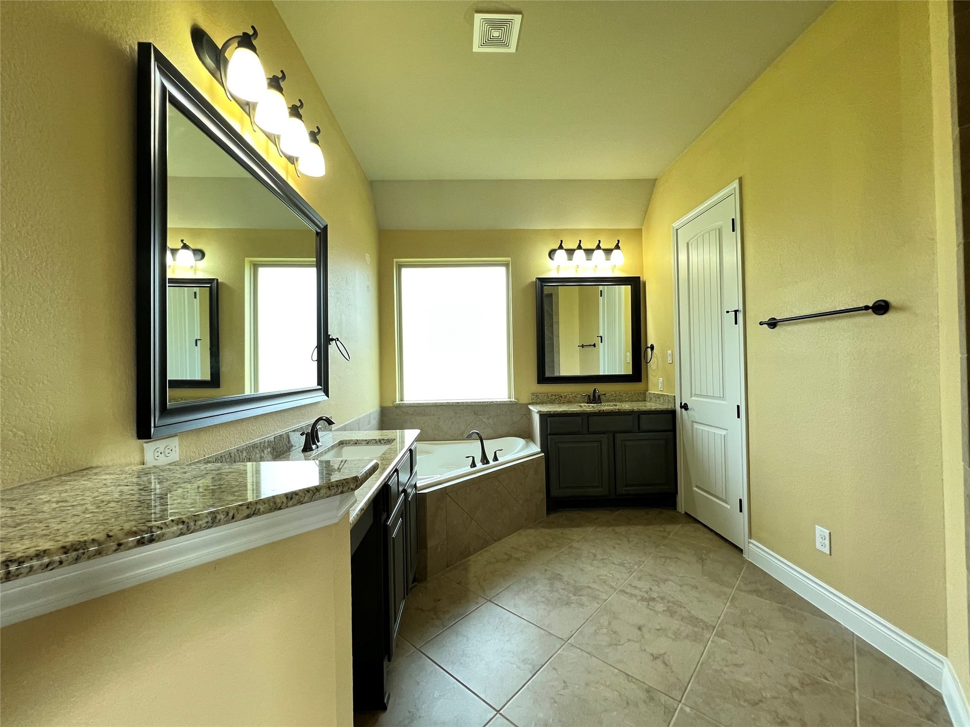 40636 Damuth Drive, Magnolia, TX 77354 40636 Damuth Drive, Magnolia, TX 77354