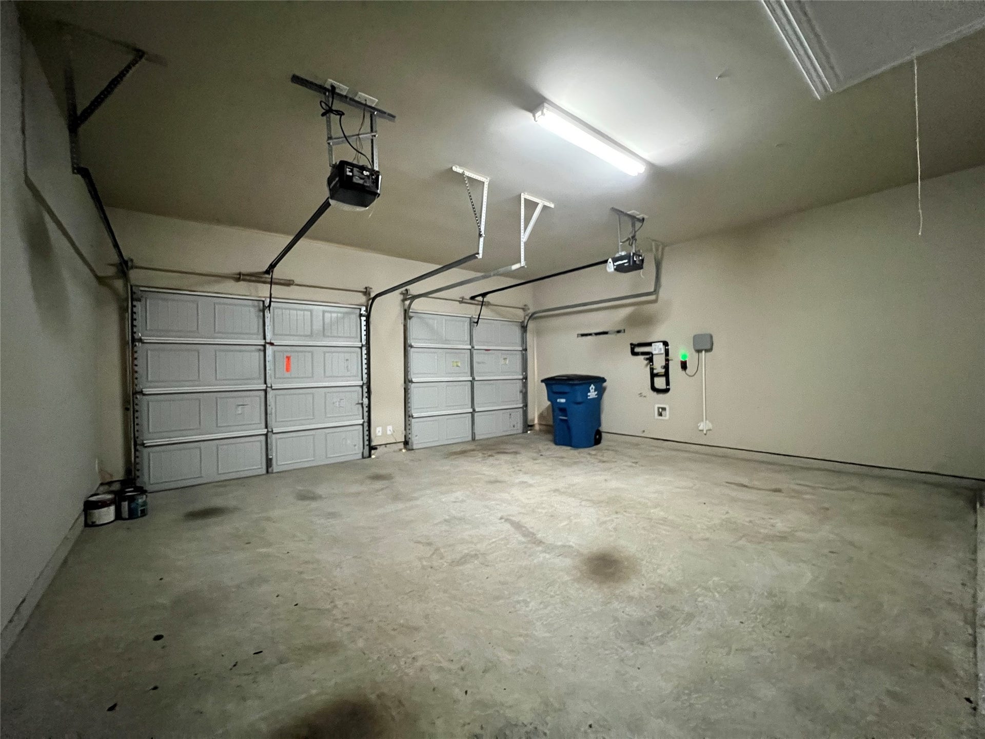40636 Damuth Drive, Magnolia, TX 77354 40636 Damuth Drive, Magnolia, TX 77354