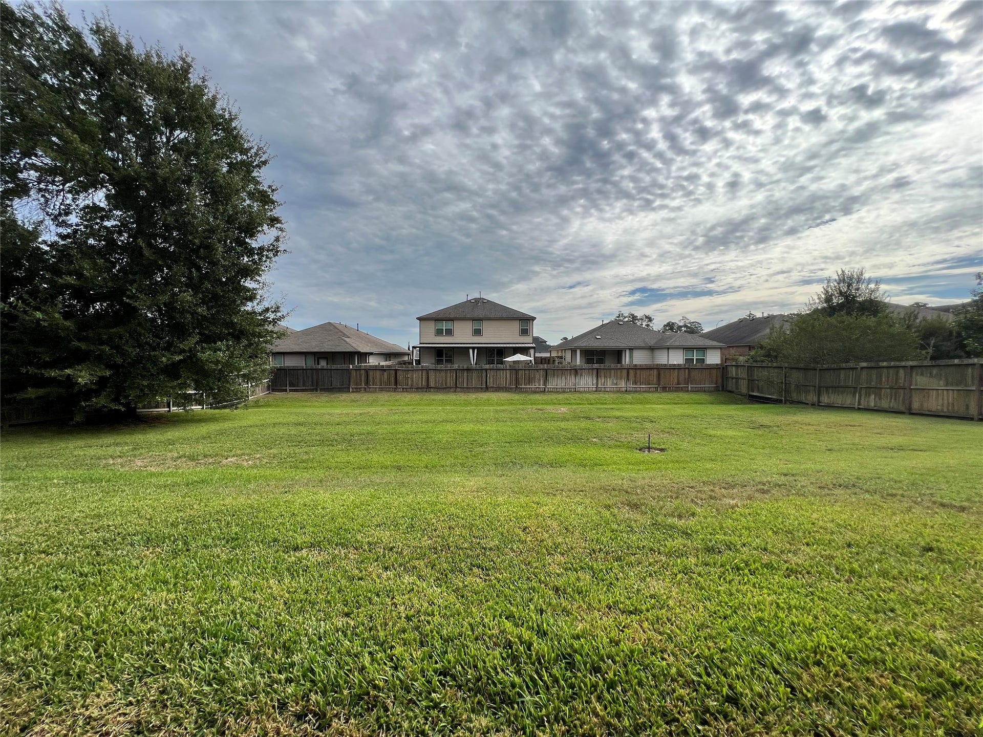 40636 Damuth Drive, Magnolia, TX 77354 40636 Damuth Drive, Magnolia, TX 77354