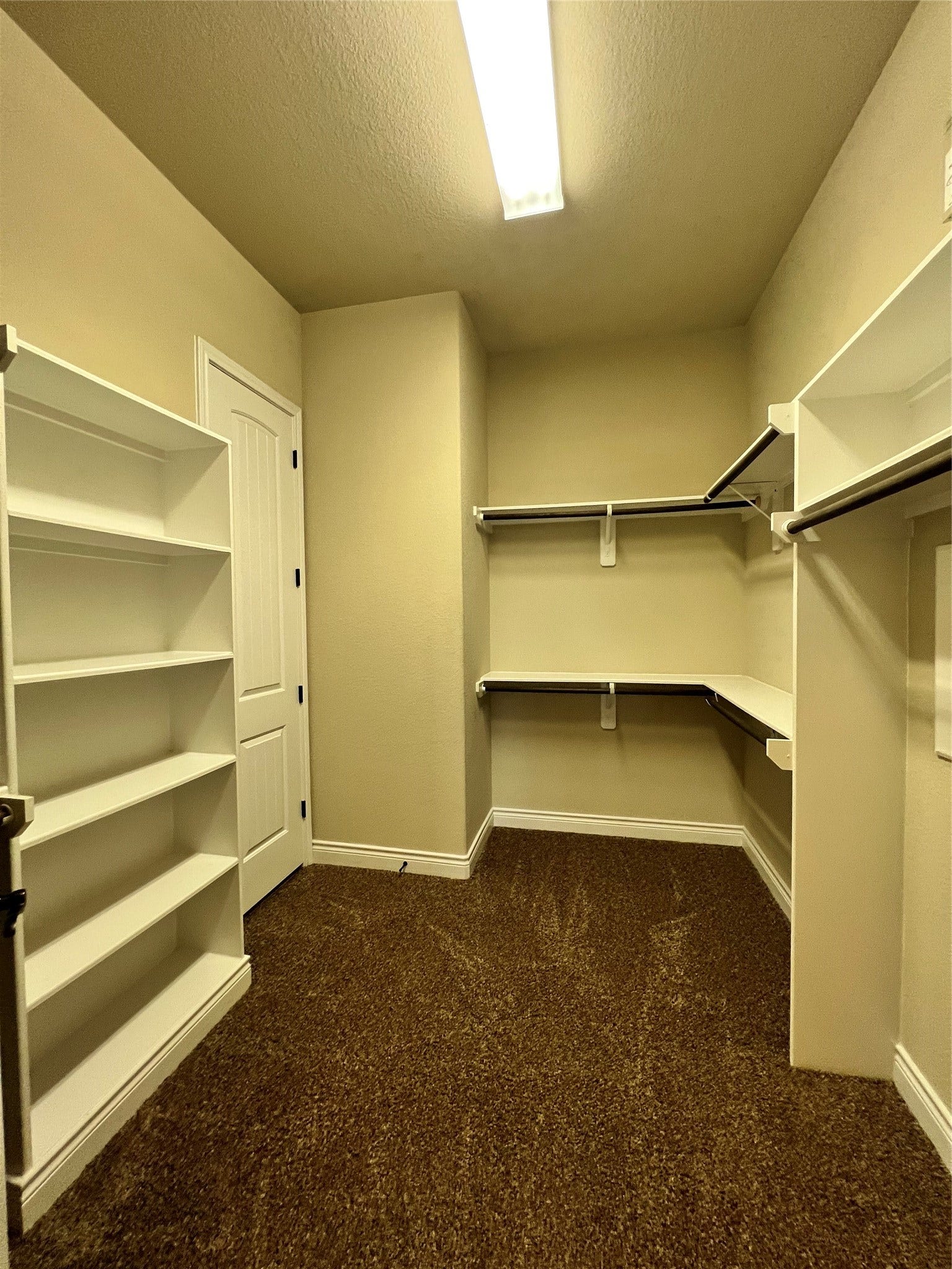 40636 Damuth Drive, Magnolia, TX 77354 40636 Damuth Drive, Magnolia, TX 77354
