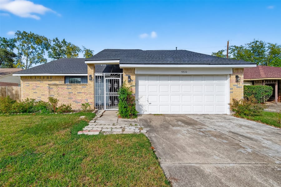 Property photo for 5530 Oak Falls Drive, Houston, TX