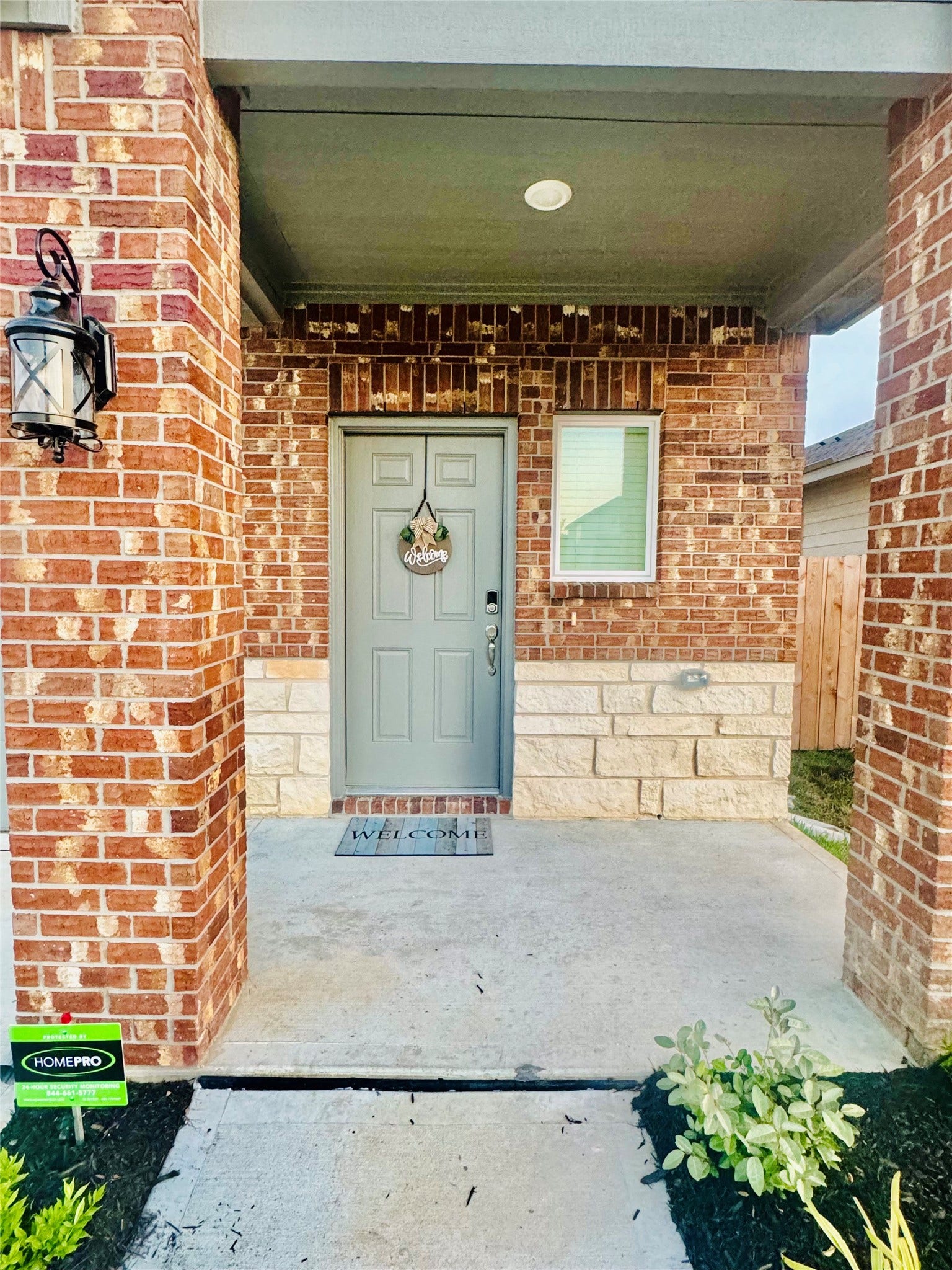 223 Shore Pointe Court, Montgomery, TX 77316 223 Shore Pointe Court, Montgomery, TX 77316