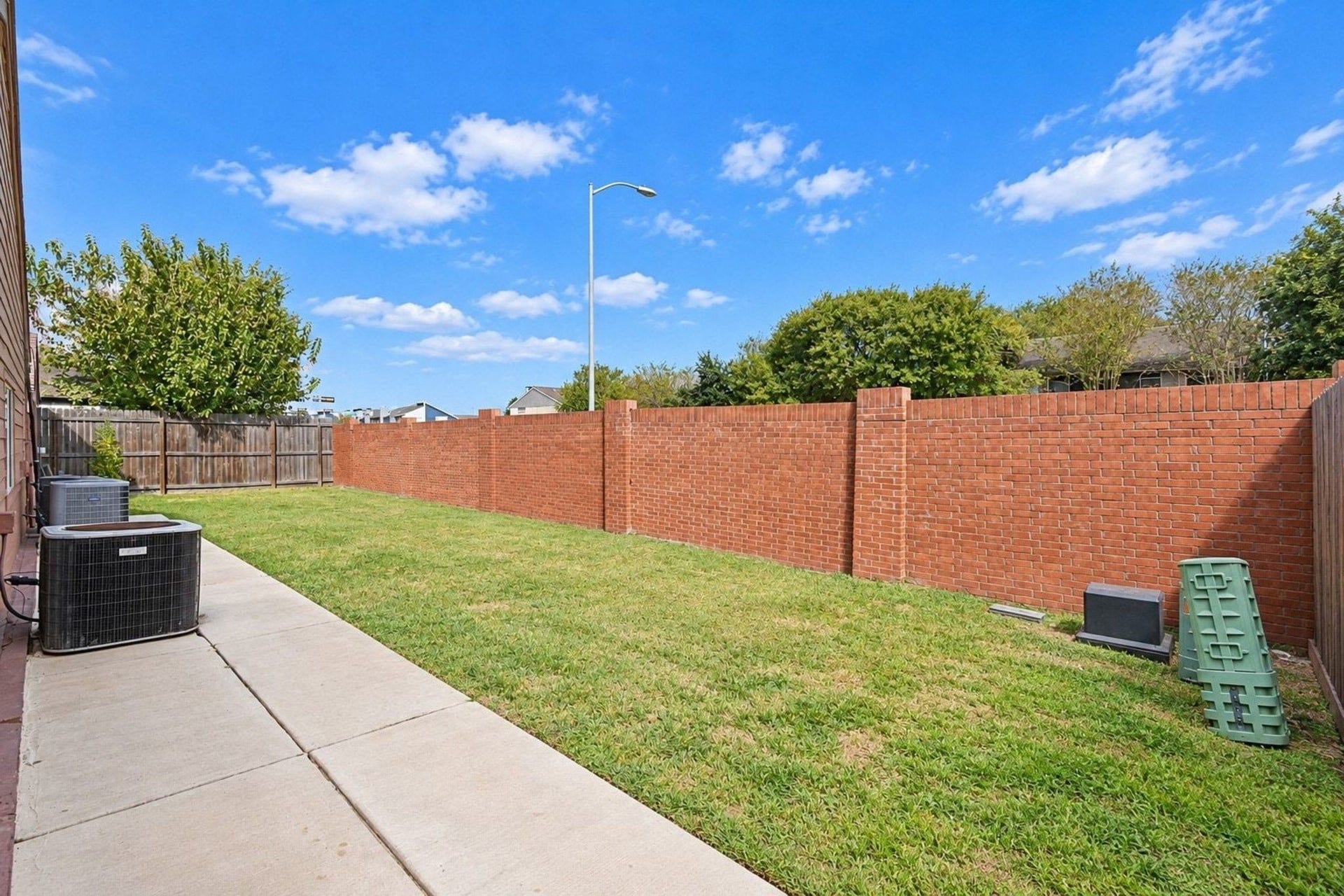 11811 Pepperdine Lane, Houston, TX 77071 11811 Pepperdine Lane, Houston, TX 77071
