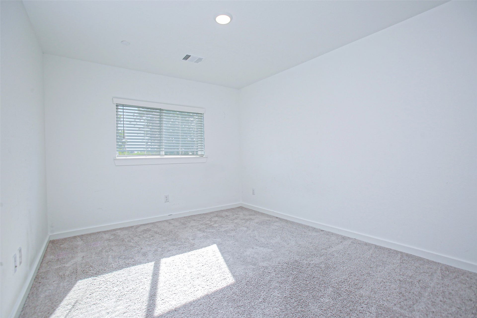 2234 Memory Oaks Drive, Tomball, TX 77375 2234 Memory Oaks Drive, Tomball, TX 77375